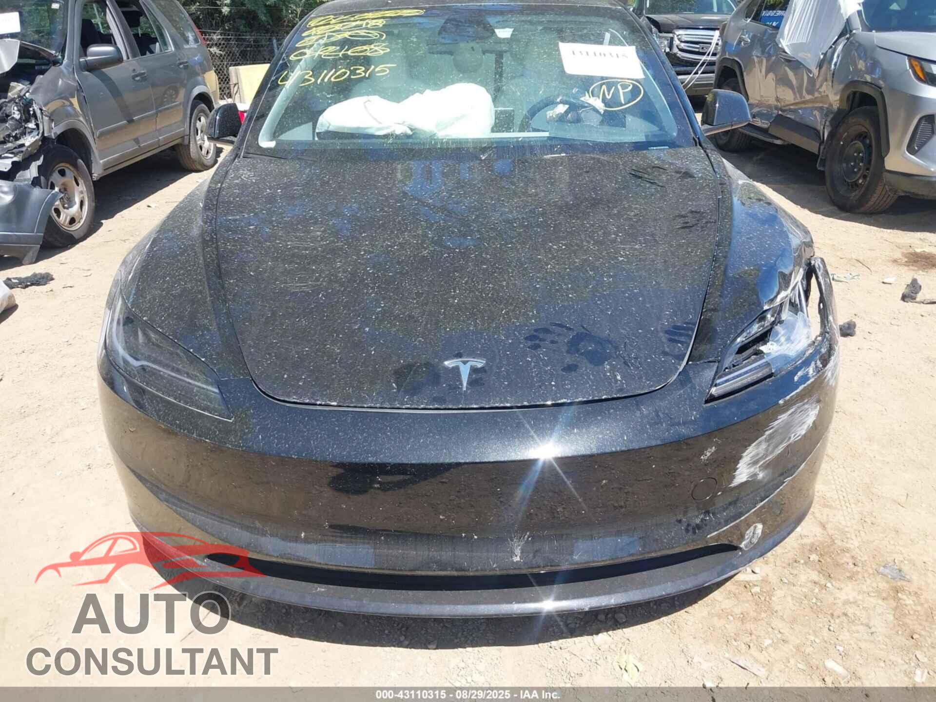 TESLA MODEL 3 2025 - 5YJ3E1EA5SF042108