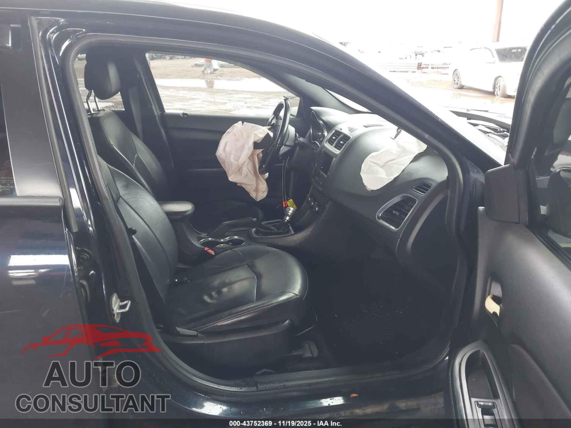DODGE AVENGER 2011 - 1B3BD2FG2BN528806