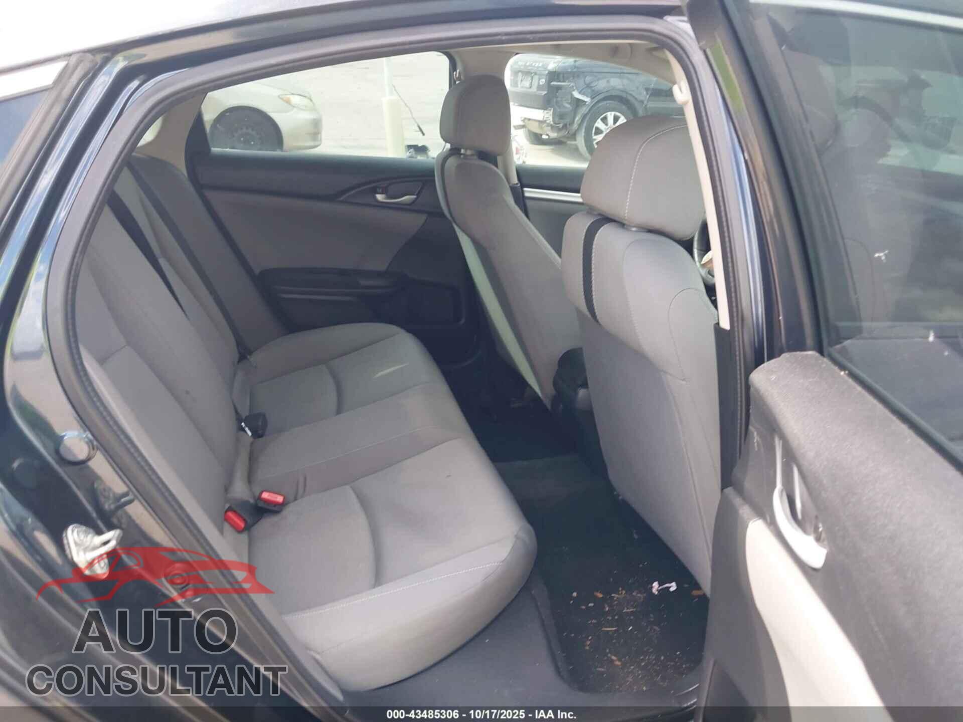 HONDA CIVIC 2018 - 2HGFC2F58JH506335