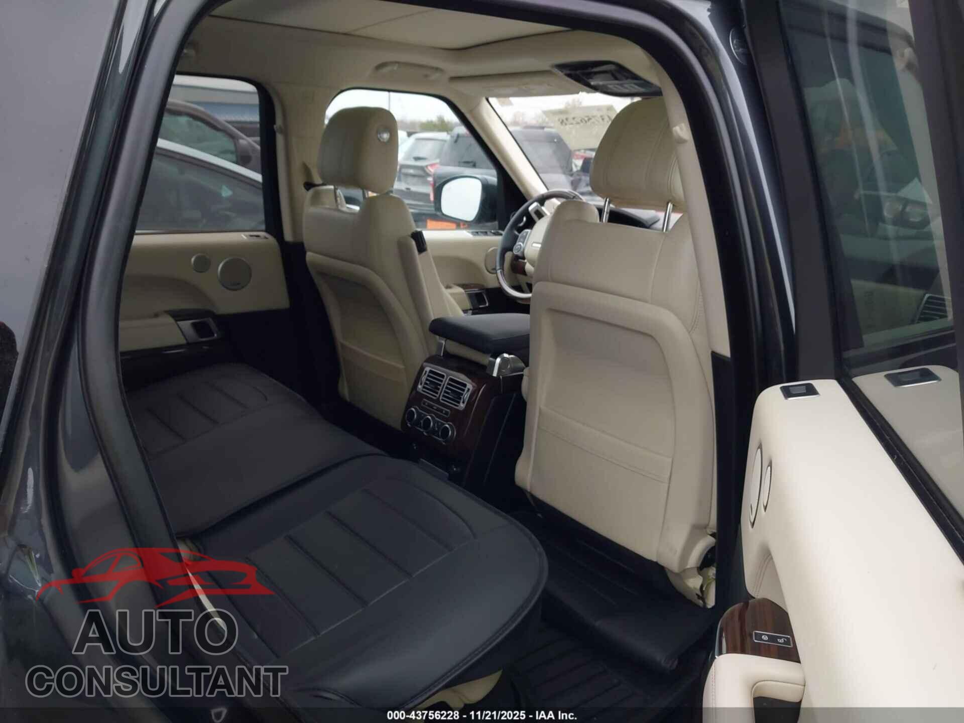 LAND ROVER RANGE ROVER 2017 - SALGS2FV3HA358103