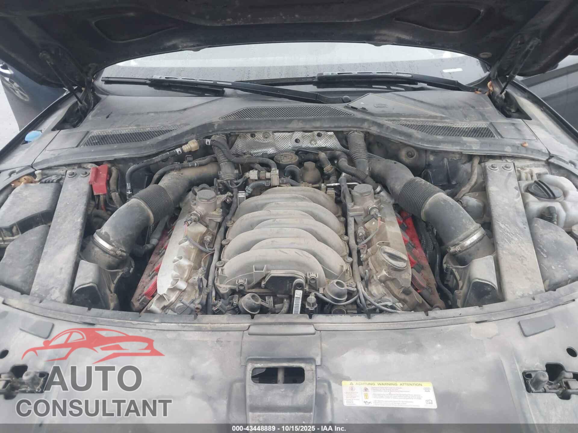 AUDI A8 L 2012 - WAURVAFD5CN016448