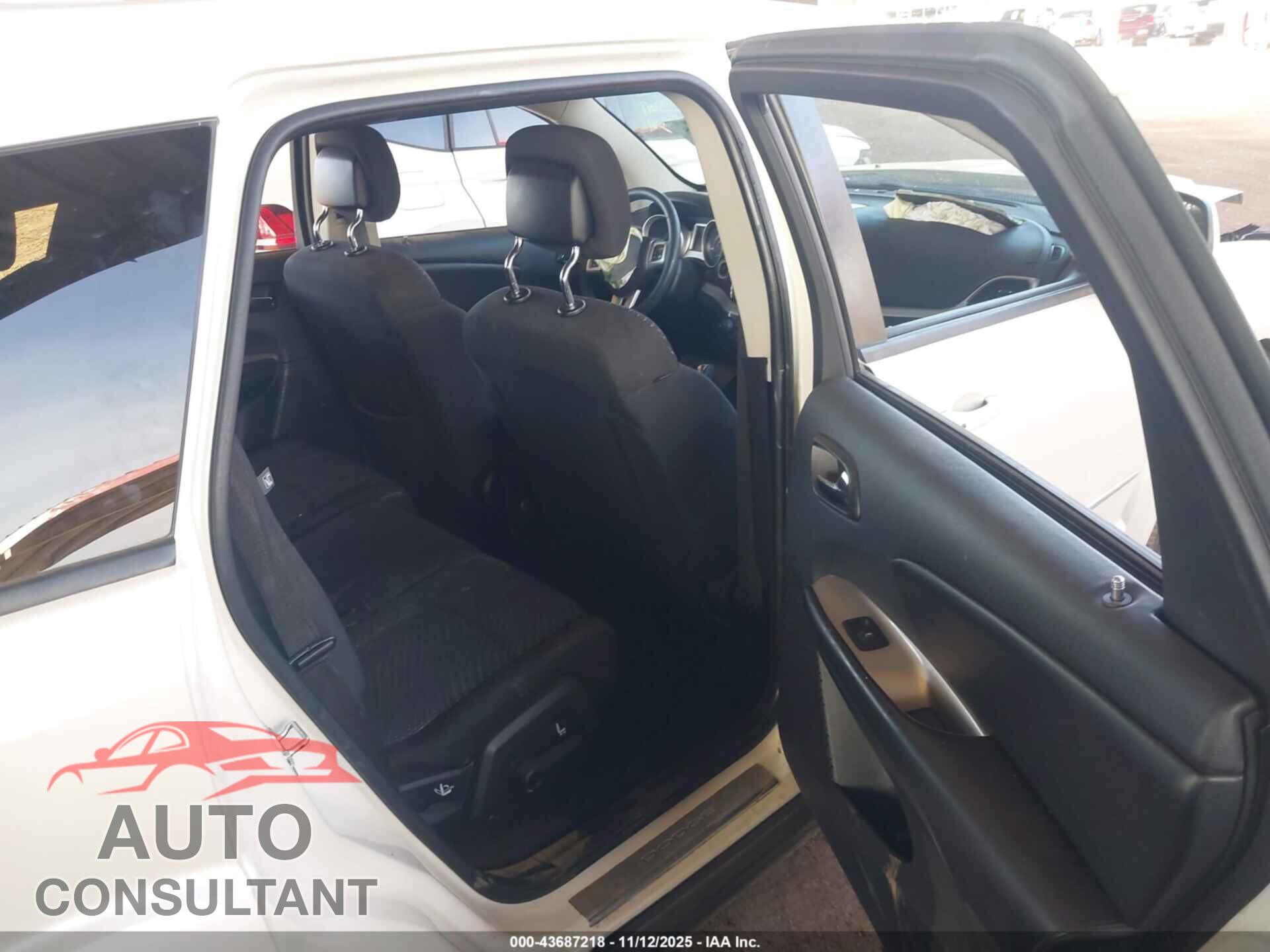 DODGE JOURNEY 2015 - 3C4PDCBG6FT632236