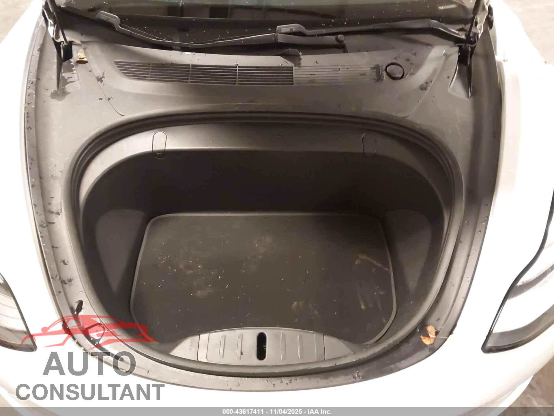 TESLA MODEL 3 2018 - 5YJ3E1EB2JF081729