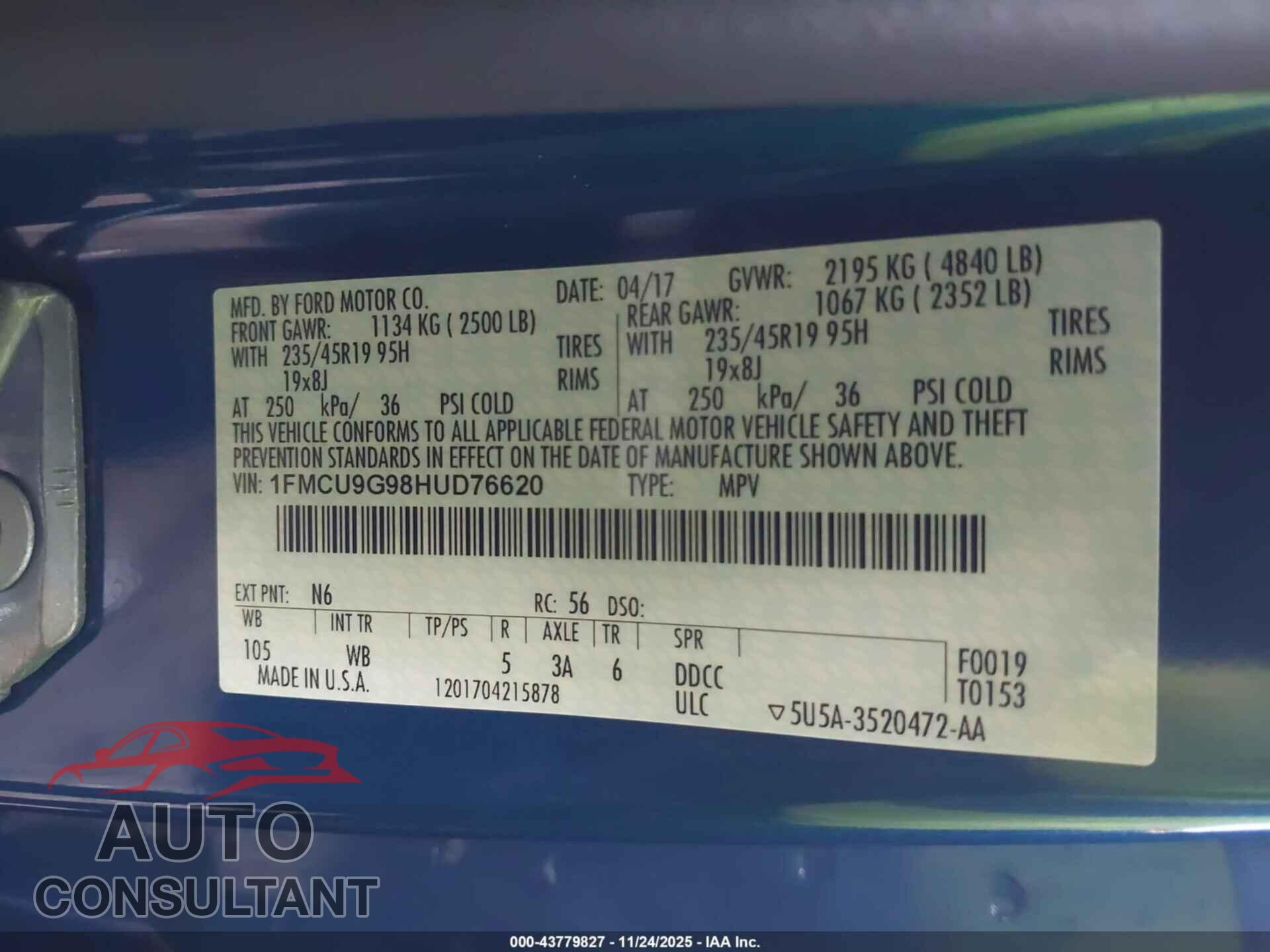 FORD ESCAPE 2017 - 1FMCU9G98HUD76620