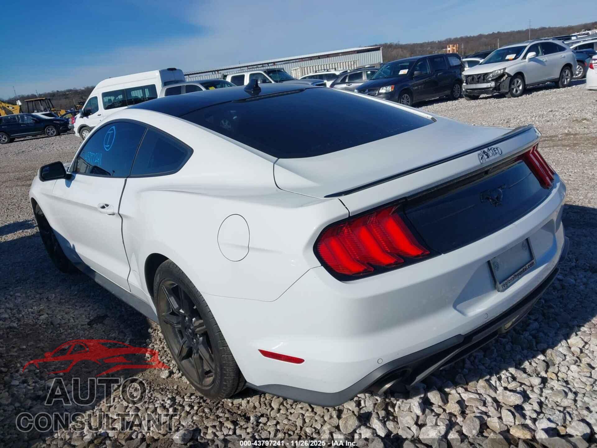 FORD MUSTANG 2020 - 1FA6P8TH8L5145533