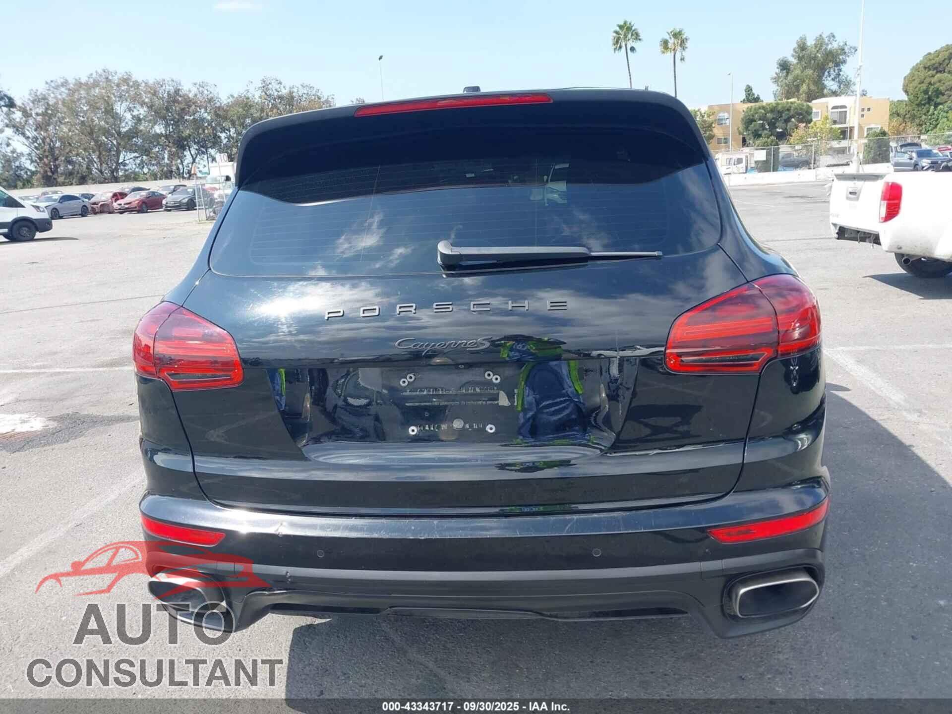 PORSCHE CAYENNE 2016 - WP1AA2A22GLA10307