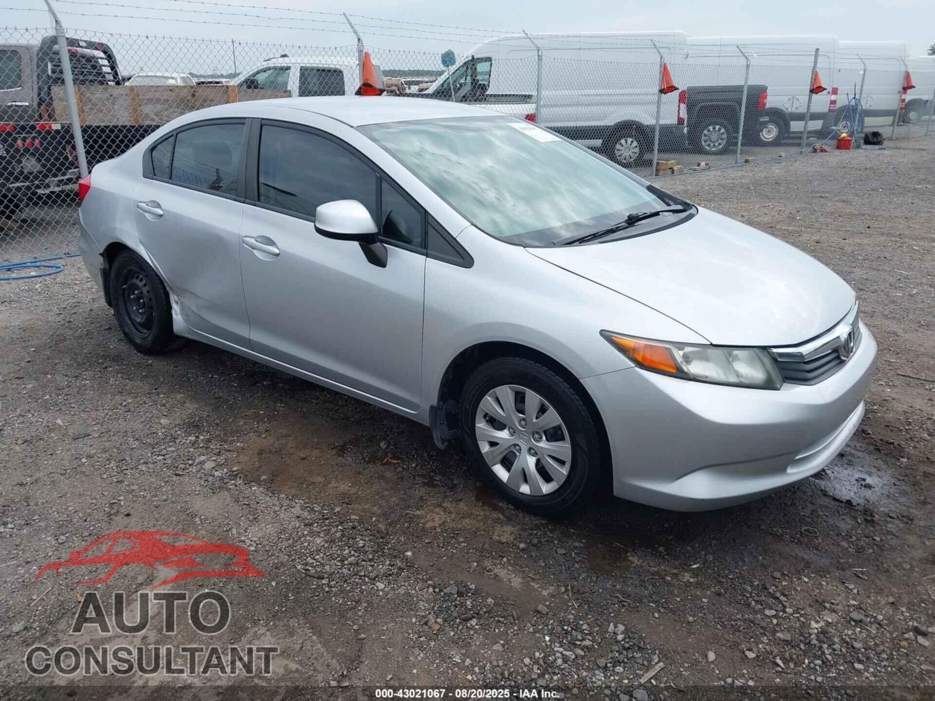 HONDA CIVIC 2012 - 2HGFB2F55CH588109