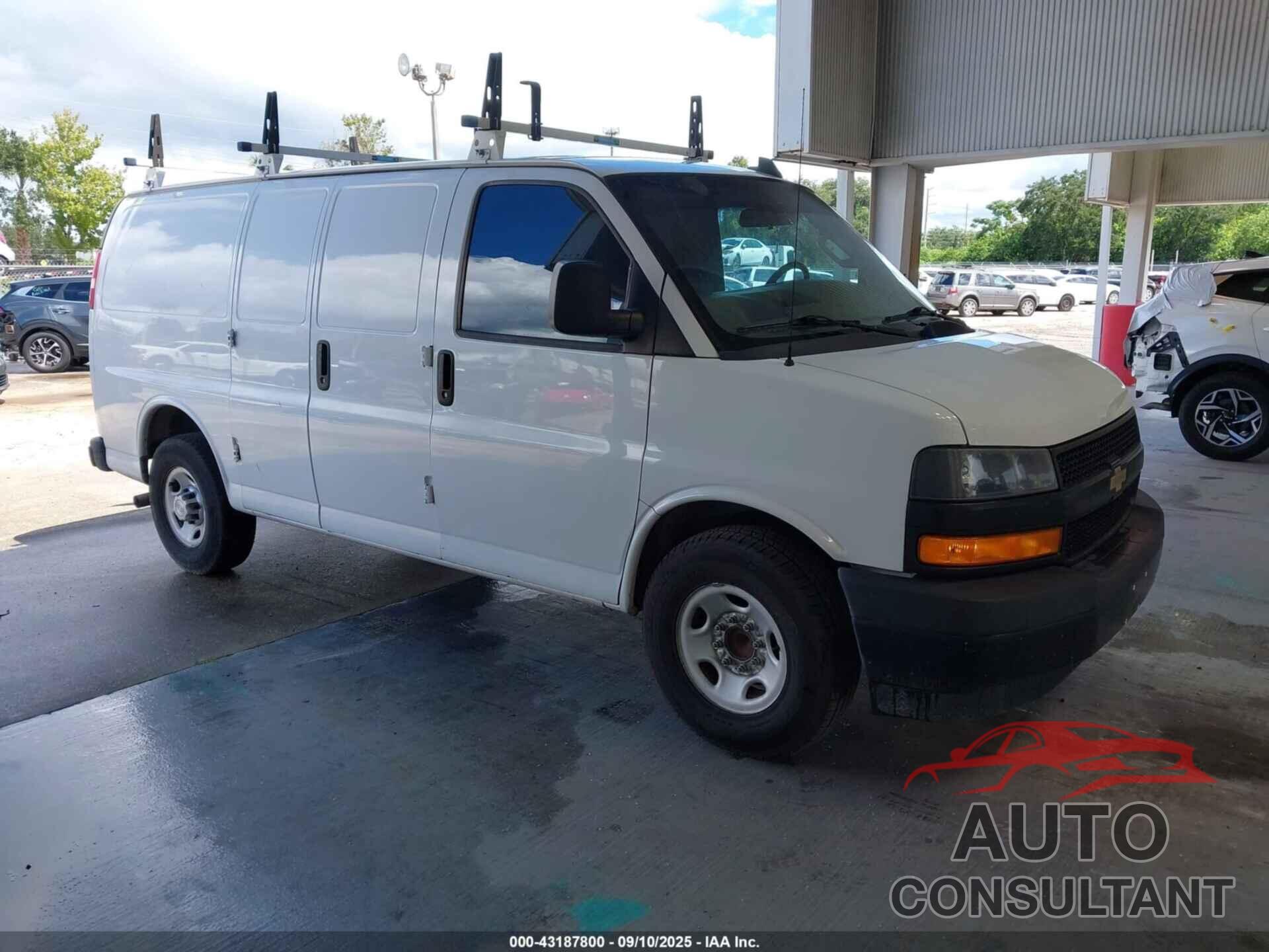CHEVROLET EXPRESS 2500 2019 - 1GCWGAFG5K1247026