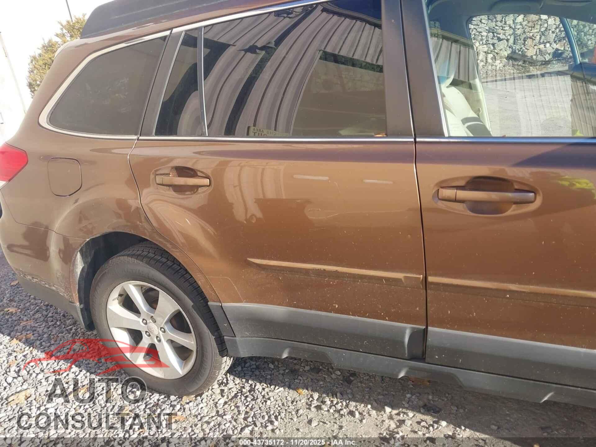SUBARU OUTBACK 2013 - 4S4BRBCC1D3293665
