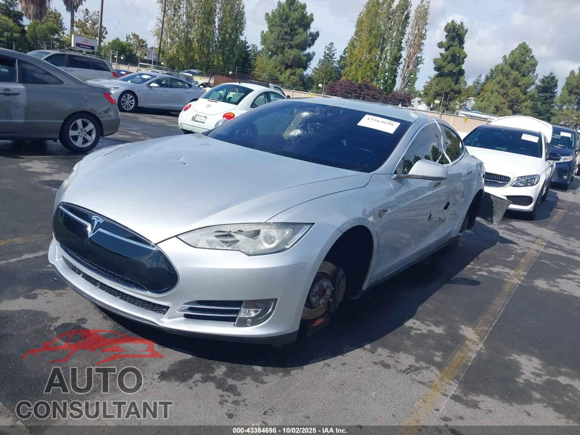 TESLA MODEL S 2012 - 5YJSA1DN3CFP01204