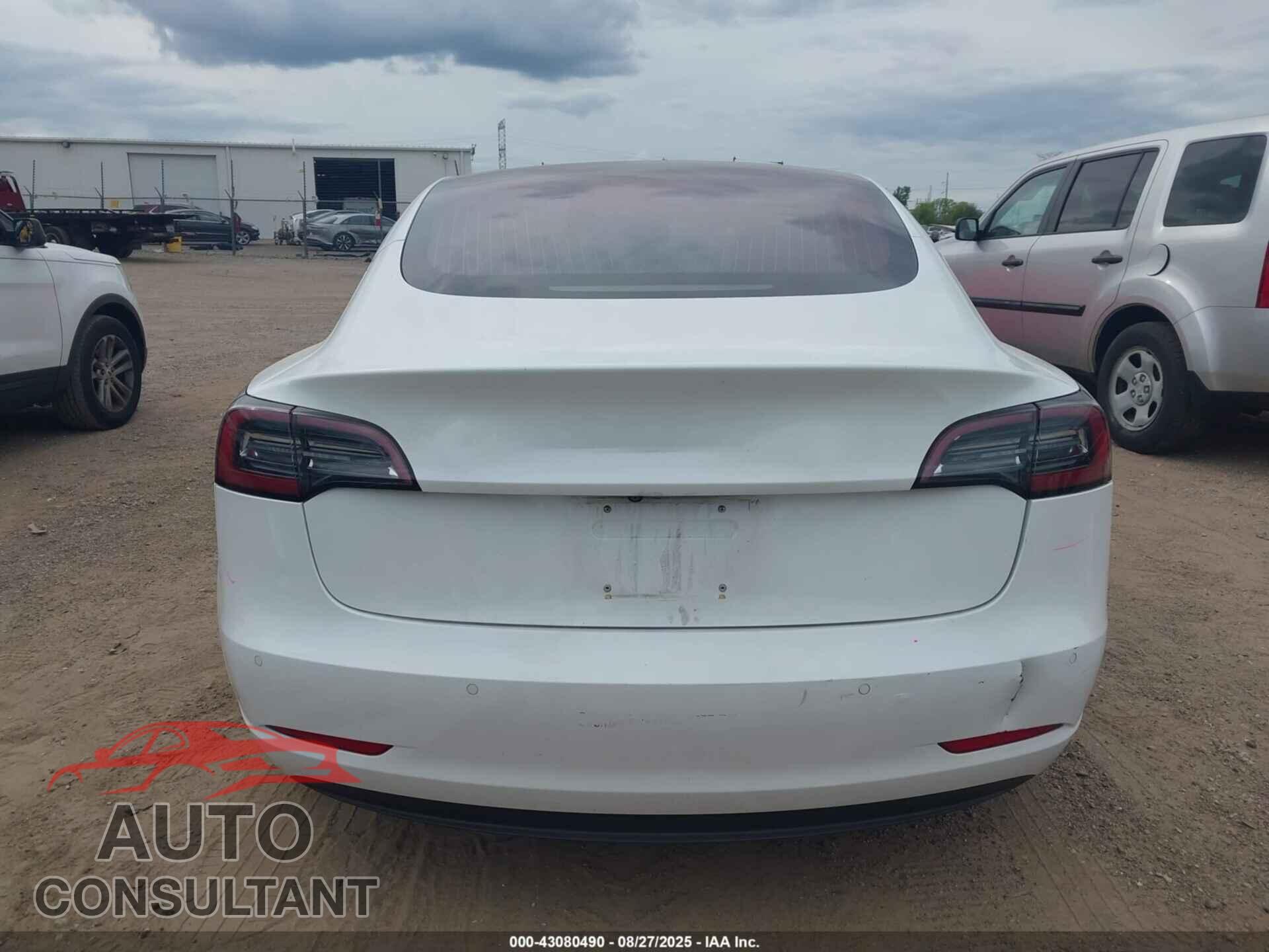 TESLA MODEL 3 2018 - 5YJ3E1EB7JF073884