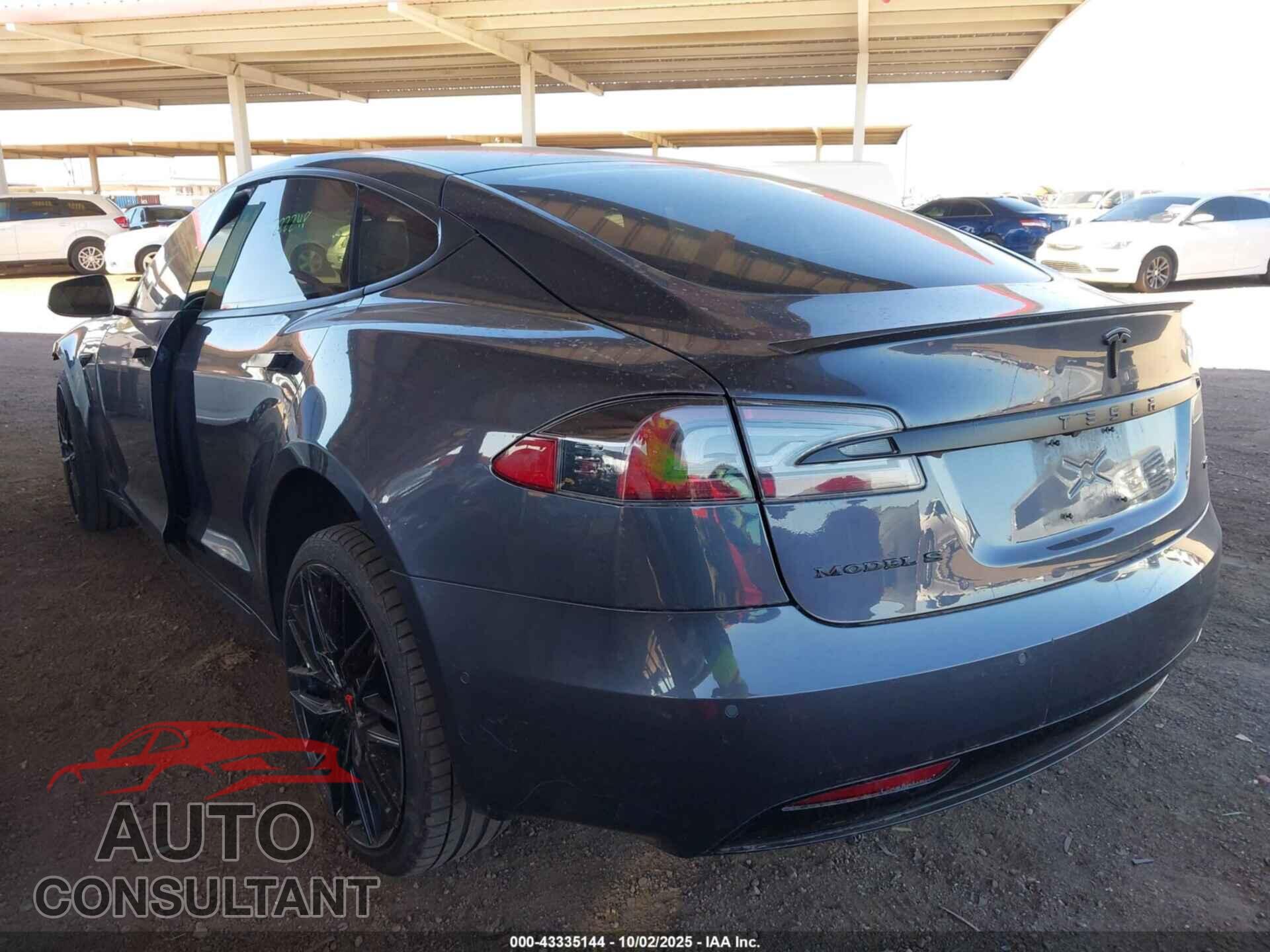 TESLA MODEL S 2017 - 5YJSA1E20HF222248
