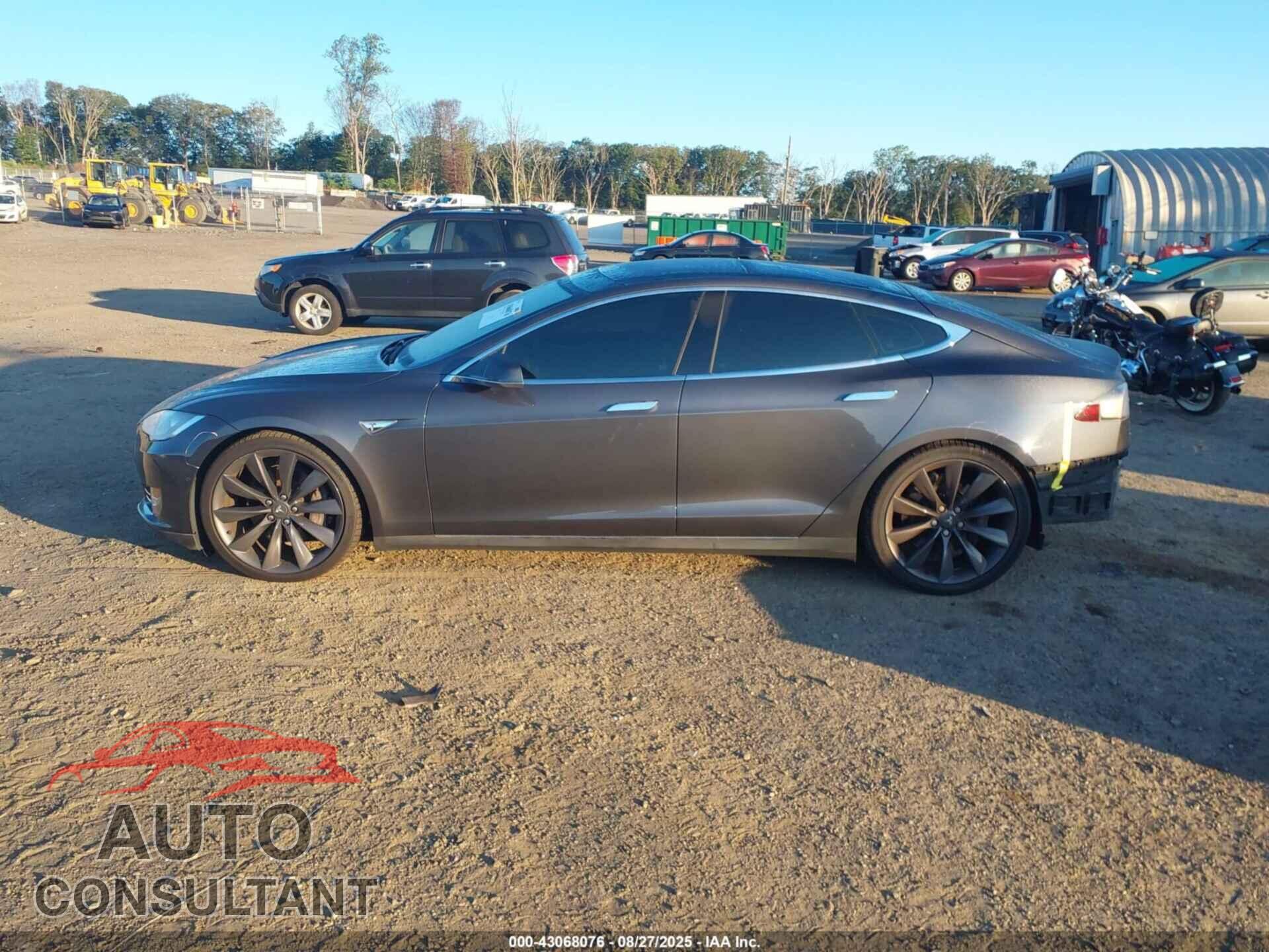 TESLA MODEL S 2016 - 5YJSA1E20GF134010