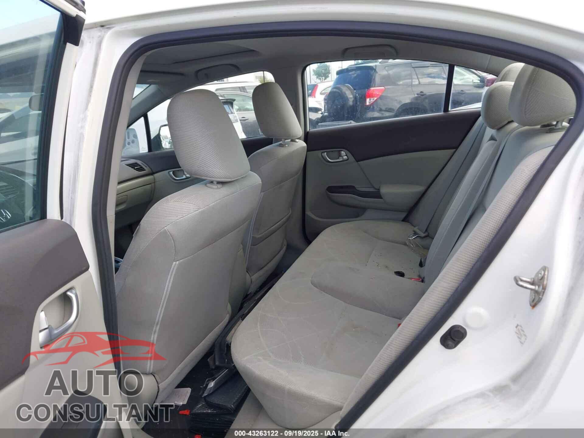 HONDA CIVIC 2012 - 2HGFB2F84CH547237