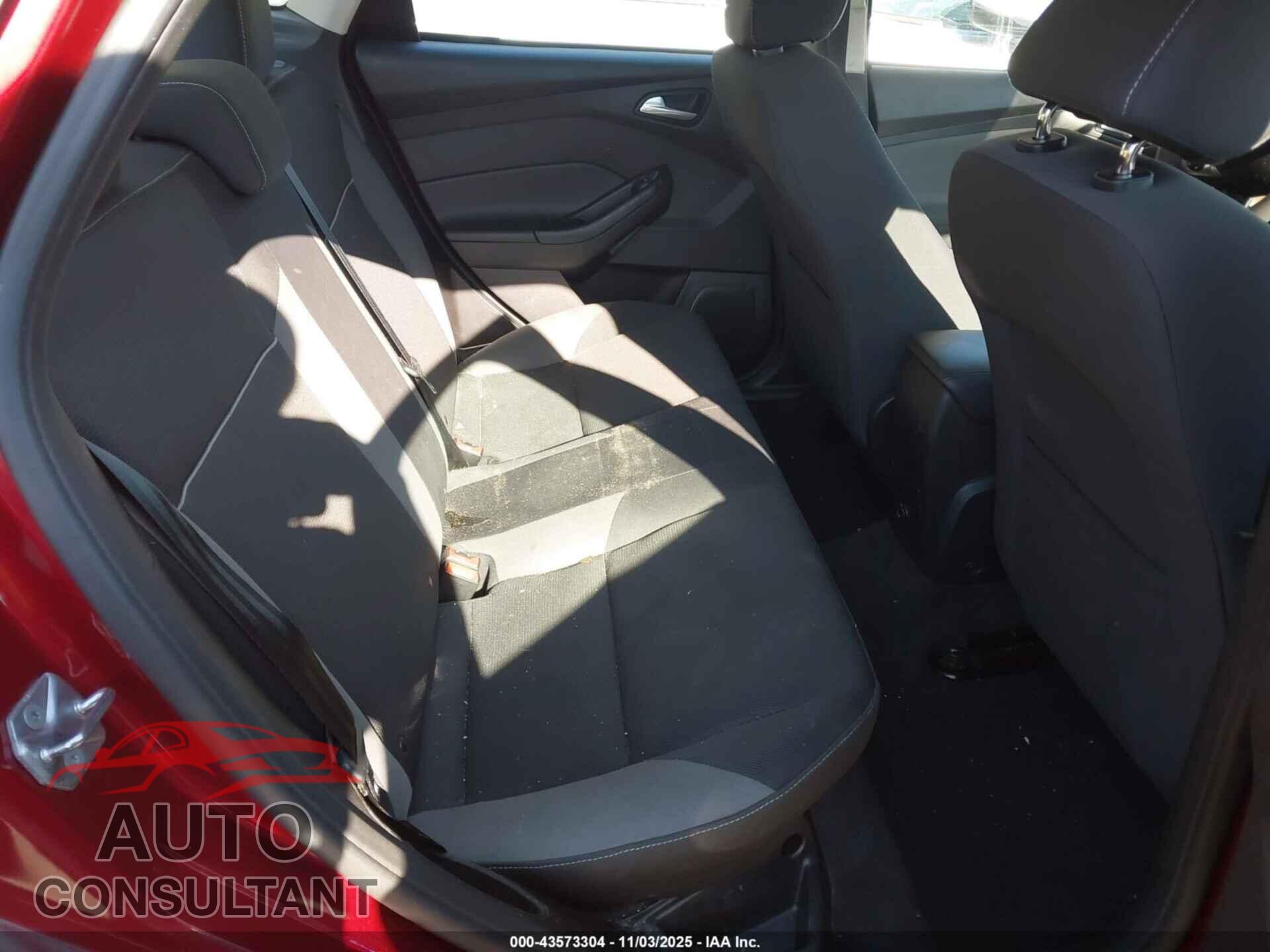 FORD FOCUS 2014 - 1FADP3F28EL358997