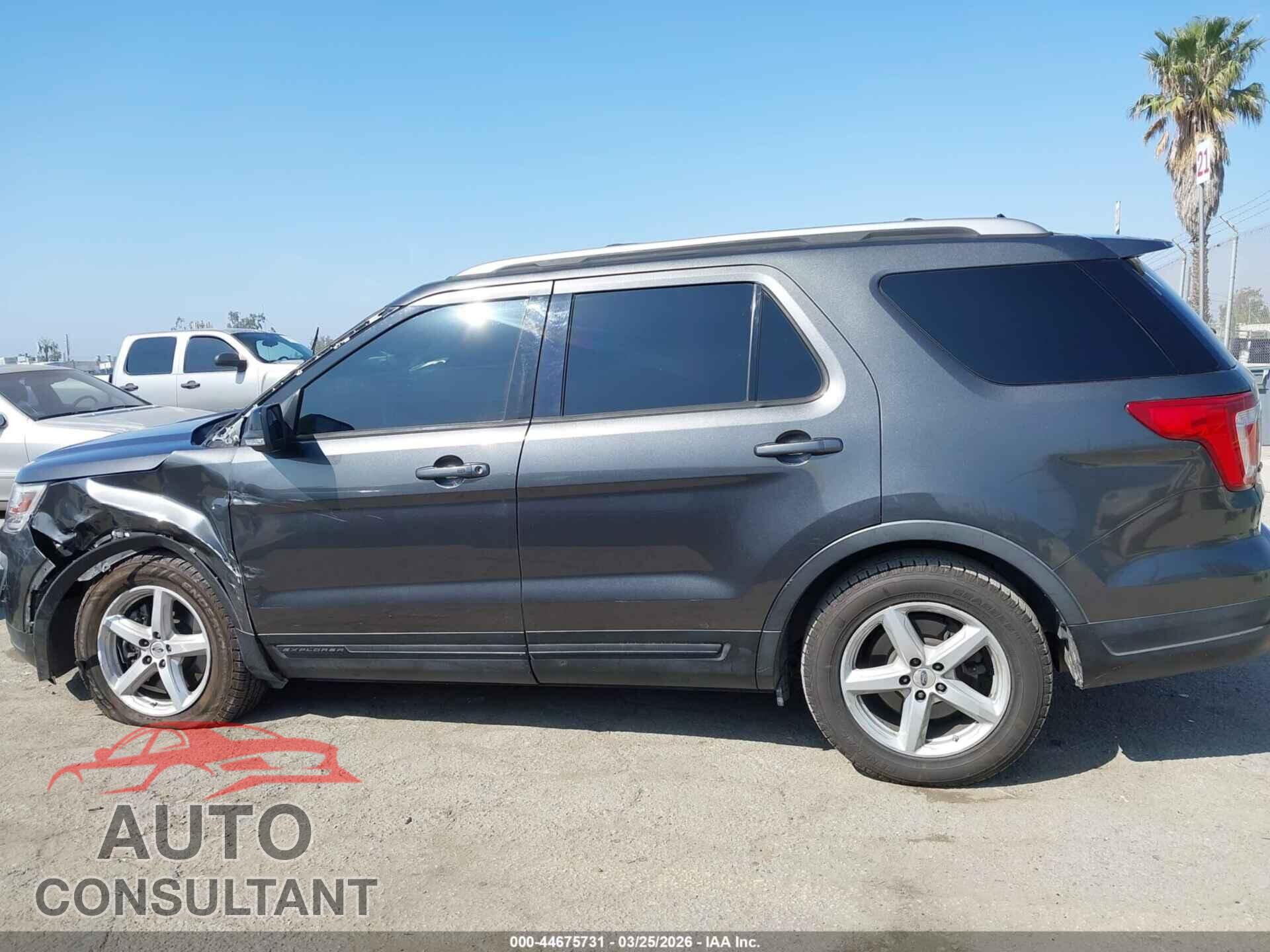 FORD EXPLORER 2018 - 1FM5K7D80JGB09491