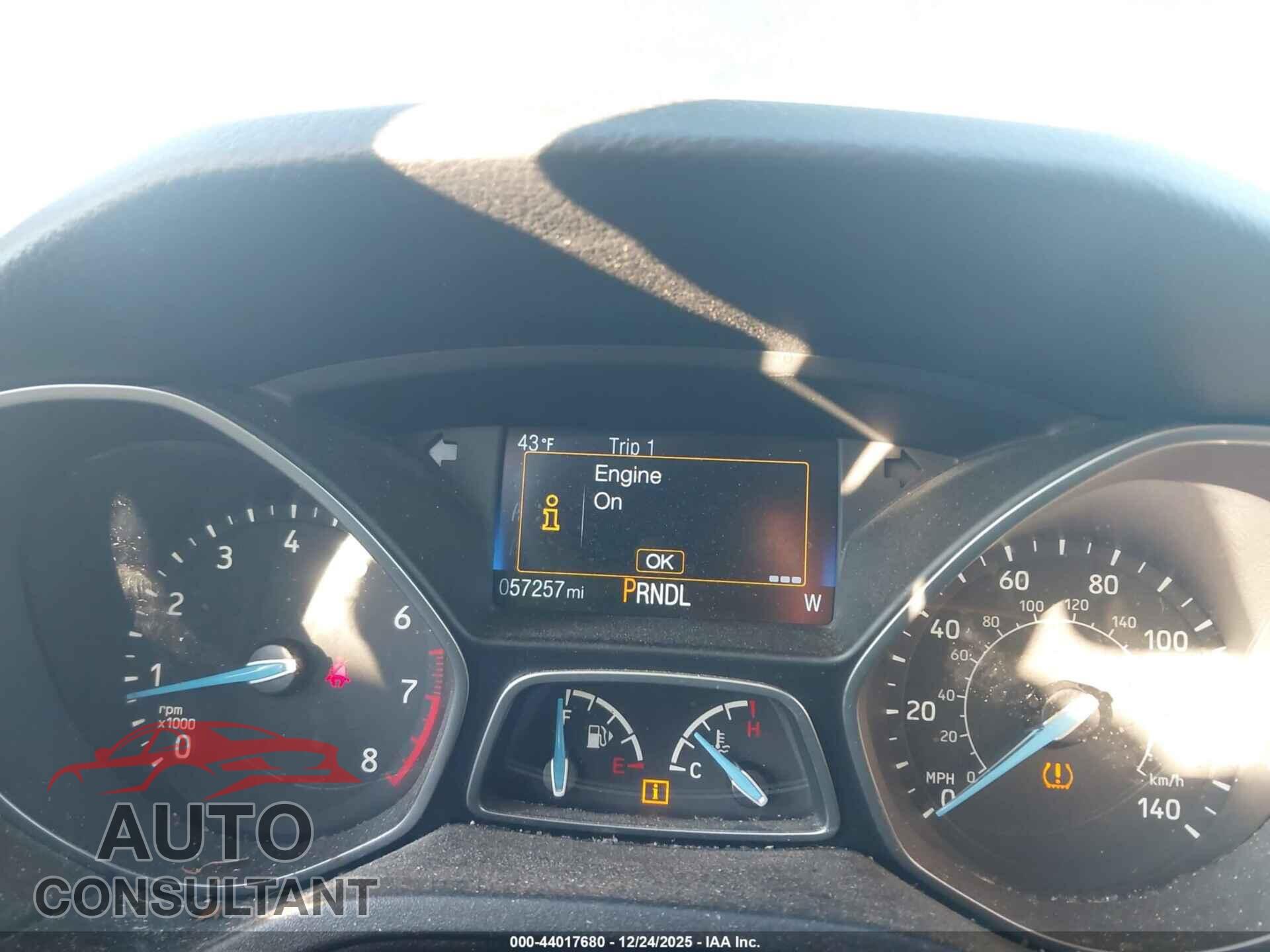 FORD FOCUS 2017 - 1FADP3K26HL251165