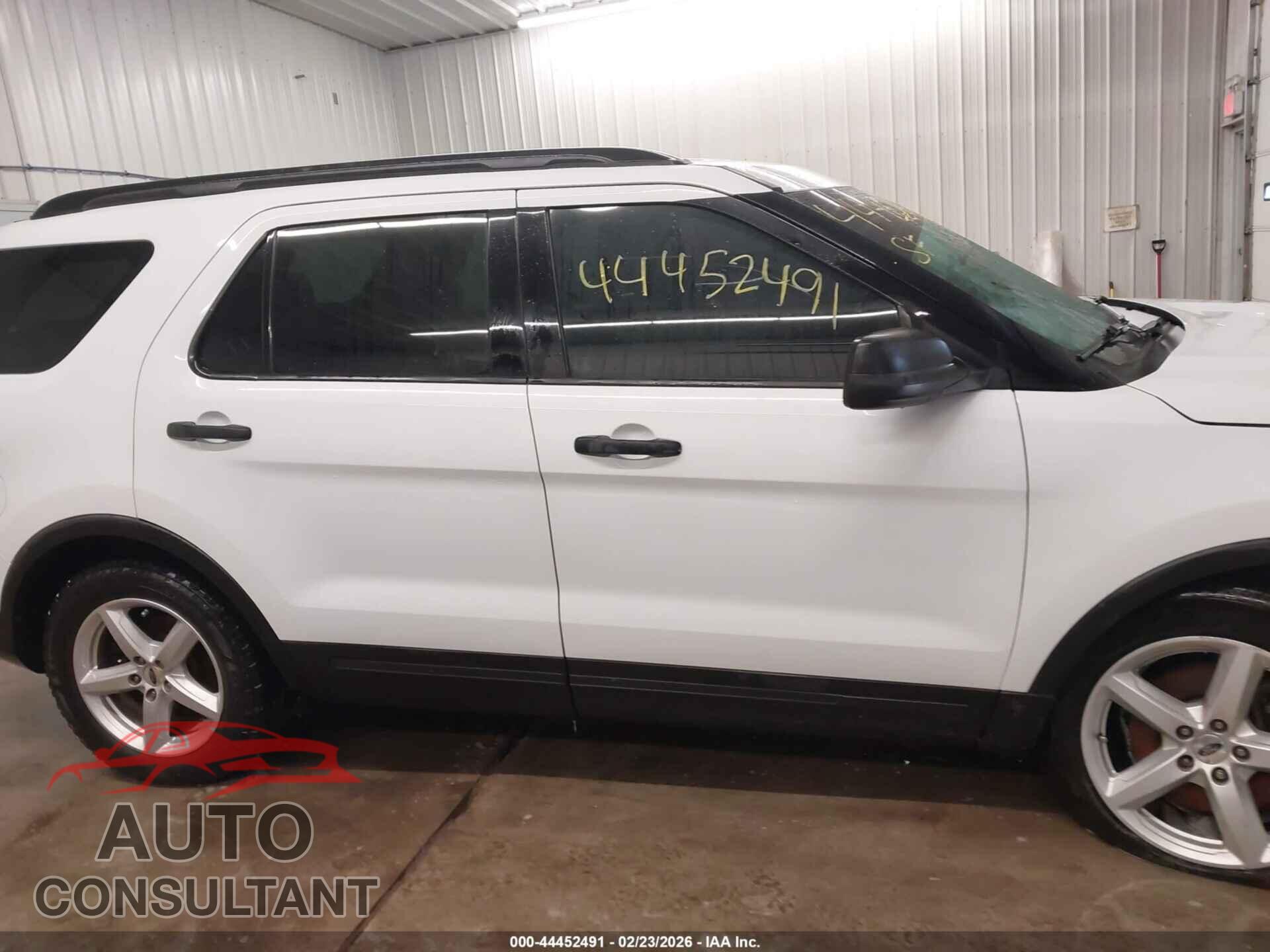 FORD EXPLORER 2018 - 1FM5K7B8XJGB60001