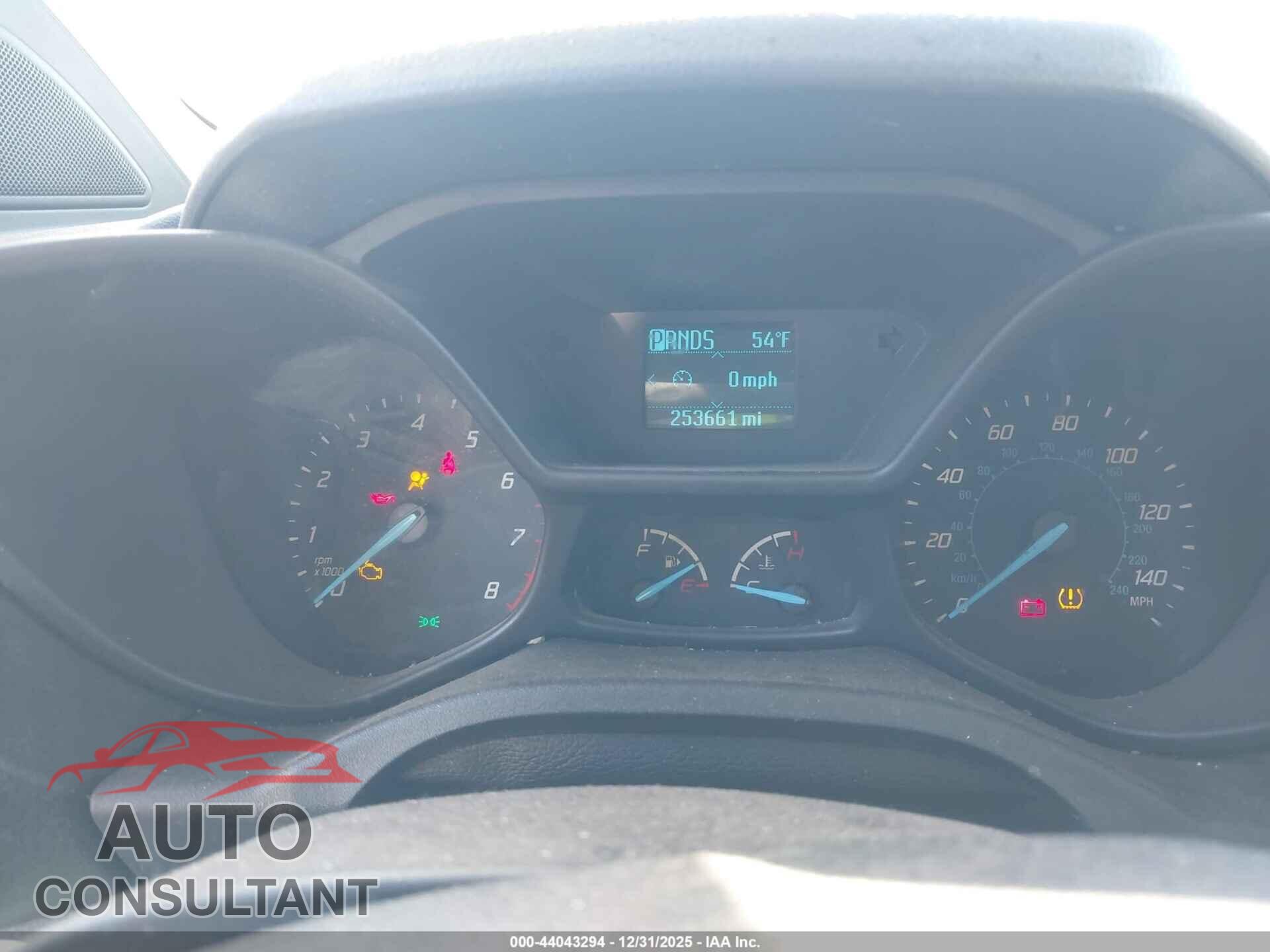 FORD TRANSIT CONNECT 2015 - NM0LS7E70F1182532