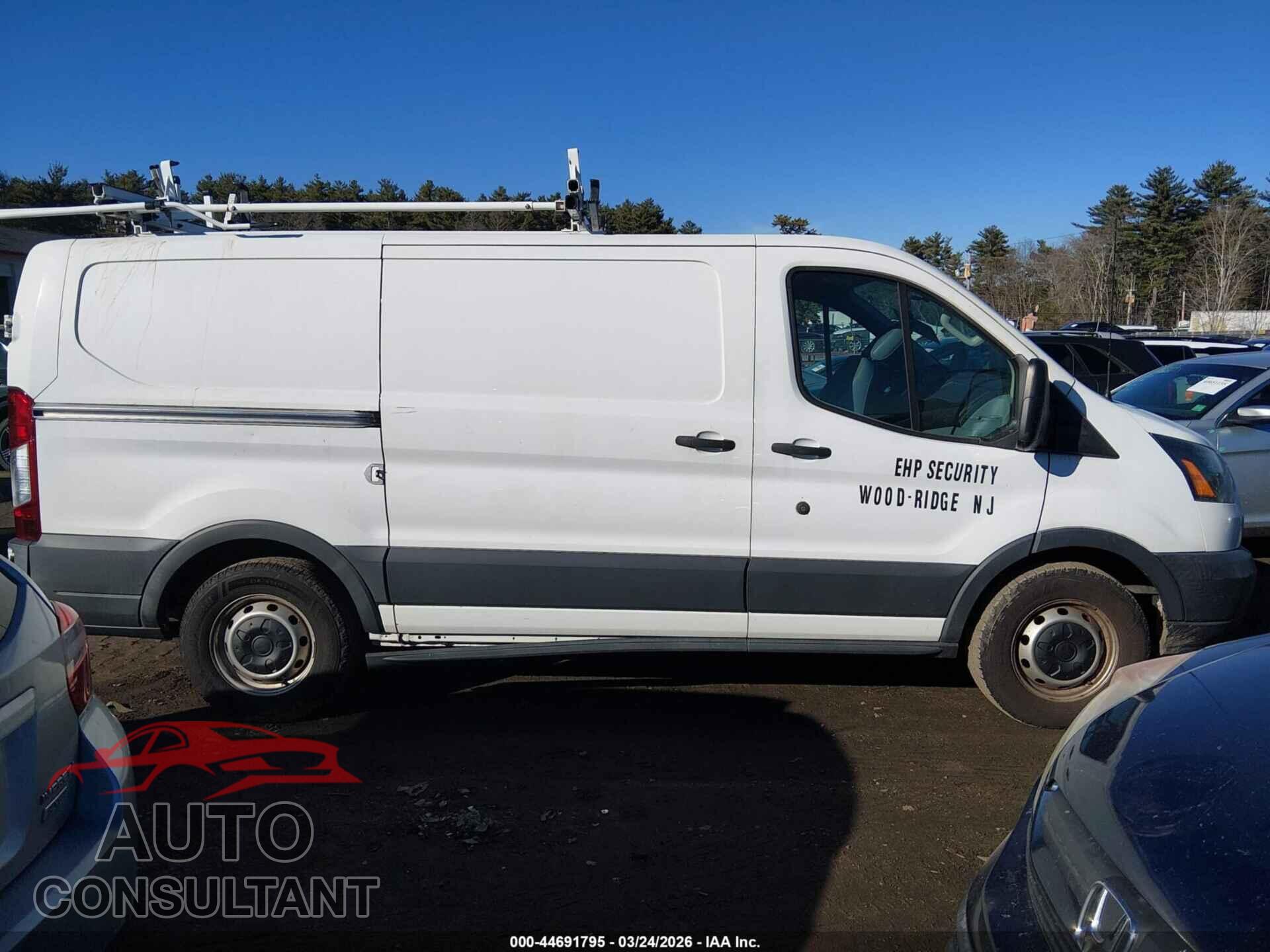 FORD TRANSIT-150 2015 - 1FTNE1YM3FKA62476