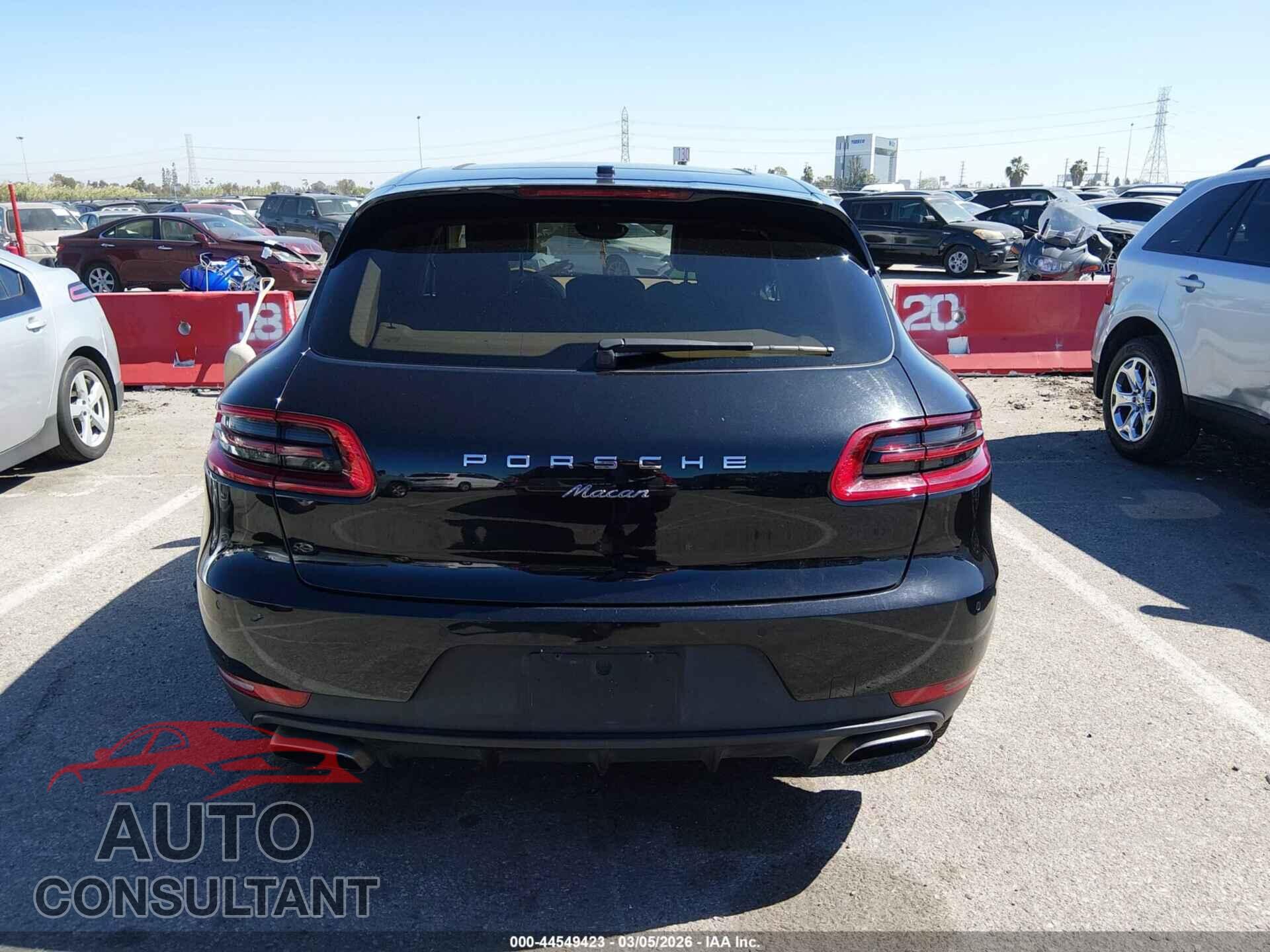 PORSCHE MACAN 2017 - WP1AA2A54HLB04412