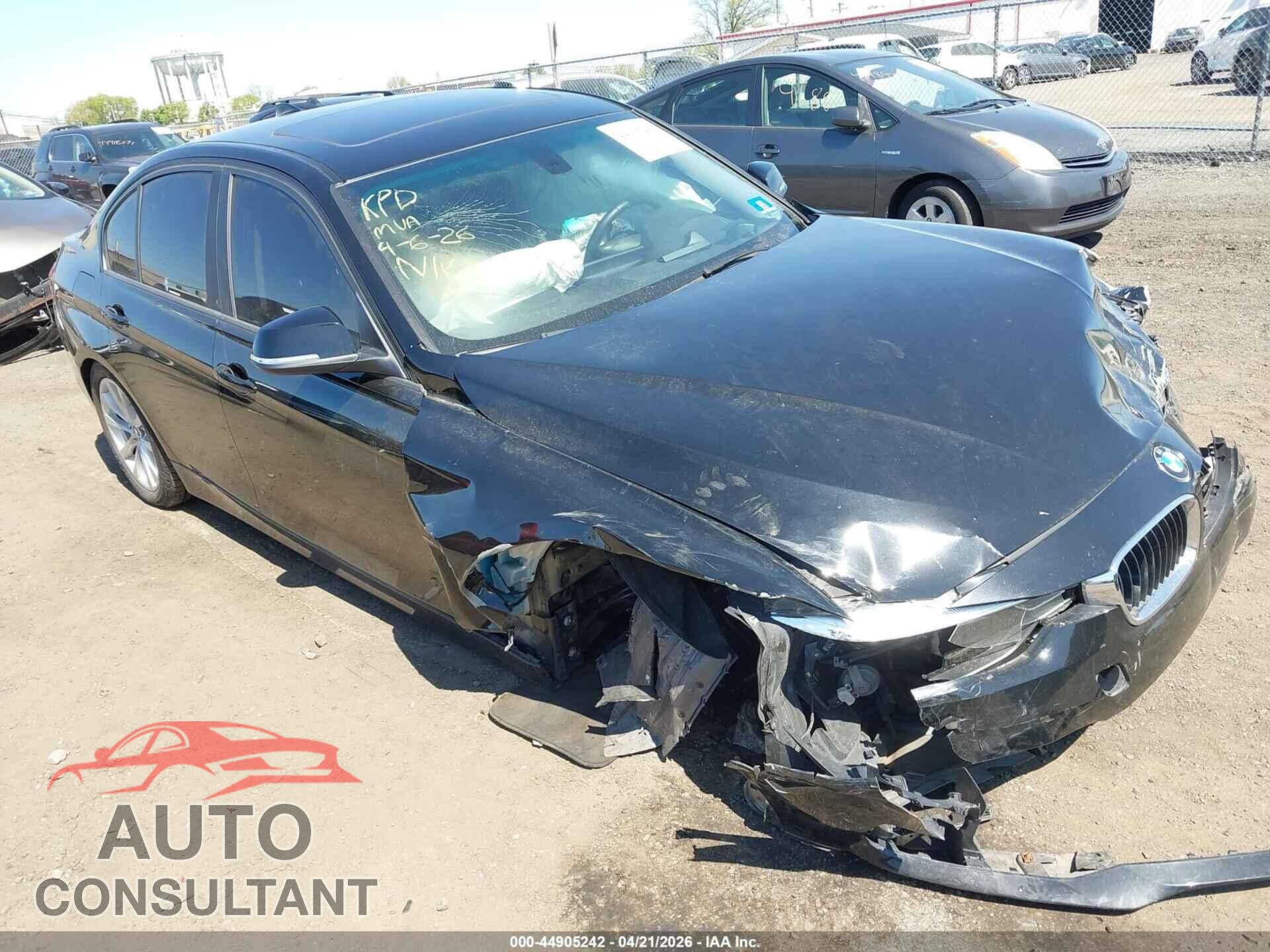 BMW 320I 2016 - WBA8E5G5XGNU19356
