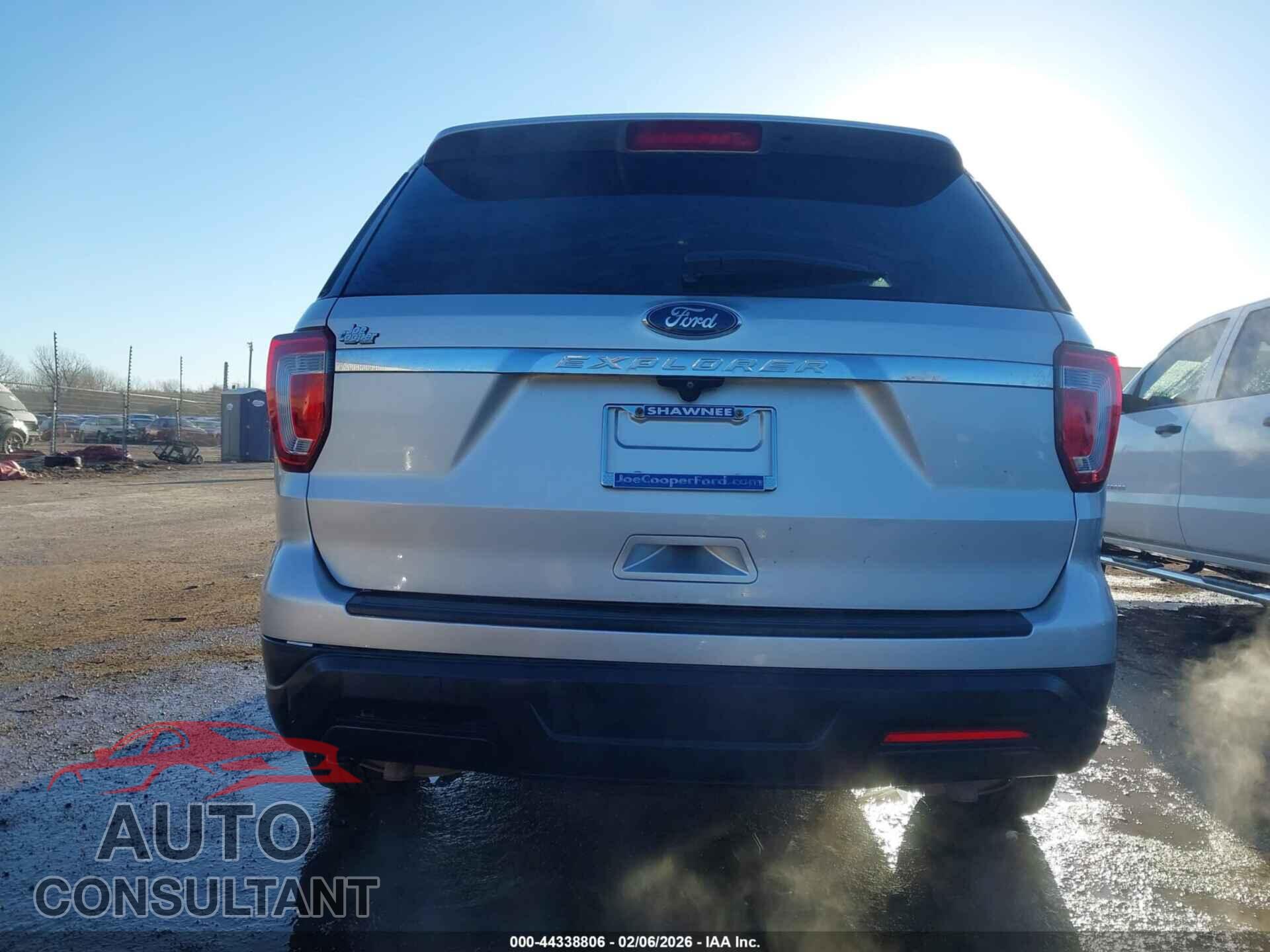 FORD EXPLORER 2018 - 1FM5K7B88JGB88525