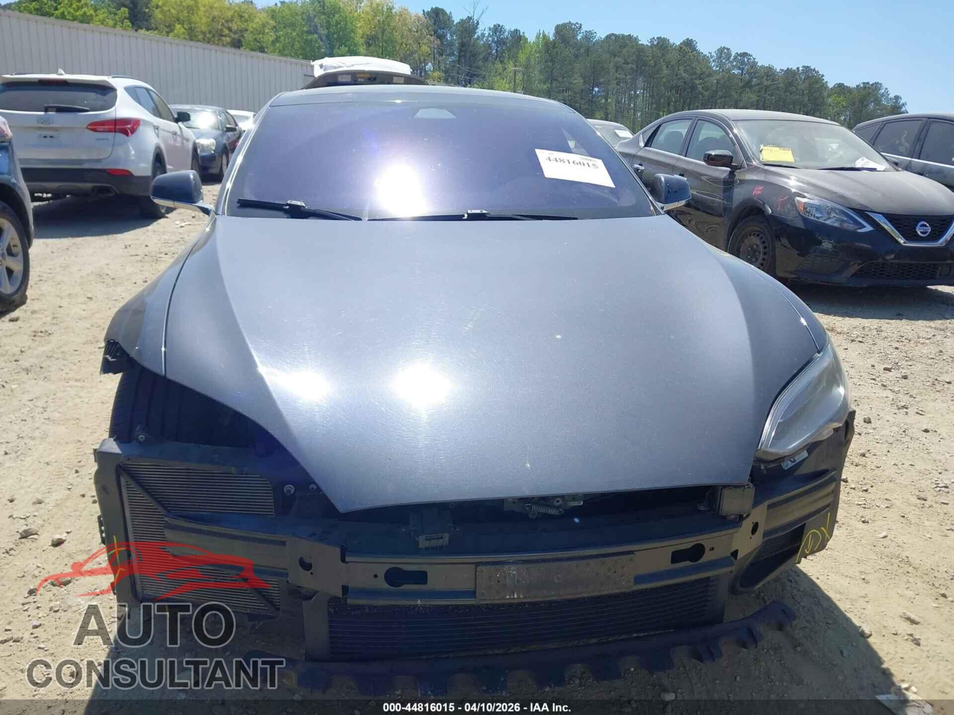 TESLA MODEL S 2017 - 5YJSA1E14HF208957
