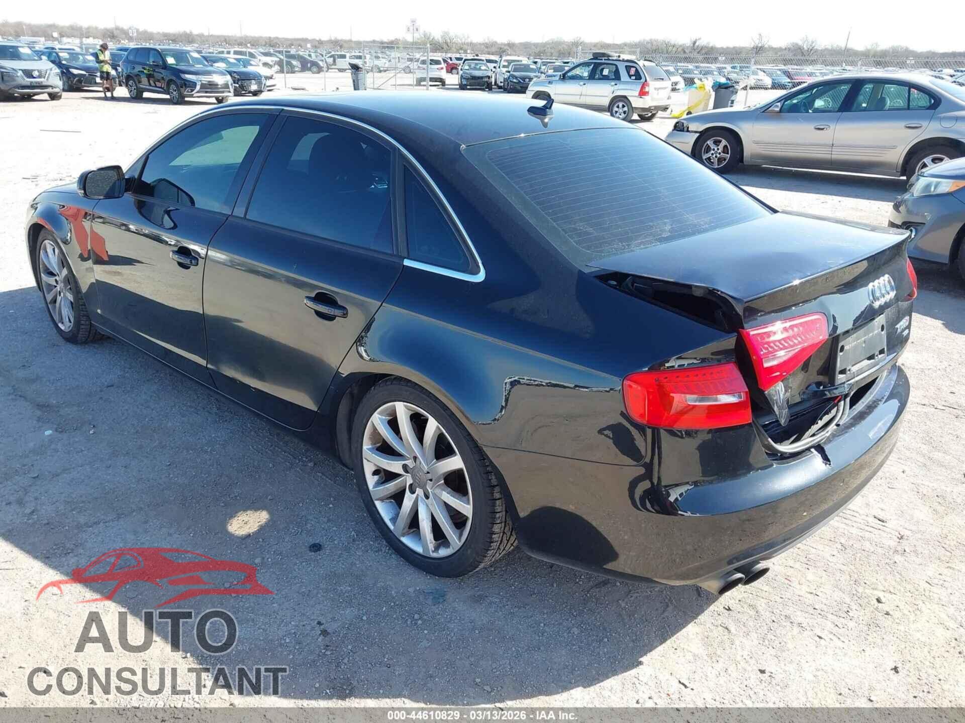 AUDI A4 2013 - WAUFFAFL8DN003315