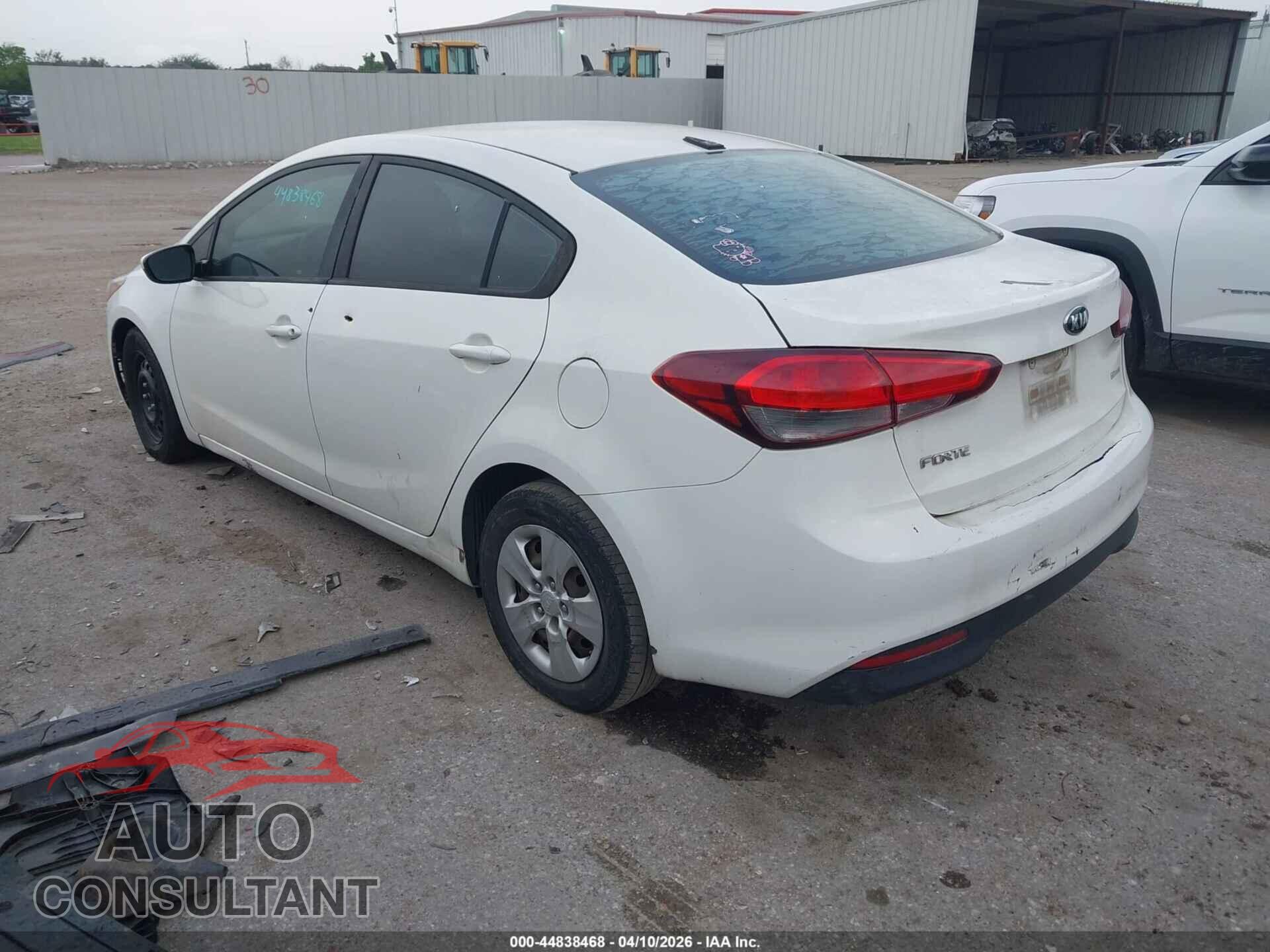 KIA FORTE 2017 - 3KPFK4A76HE020408