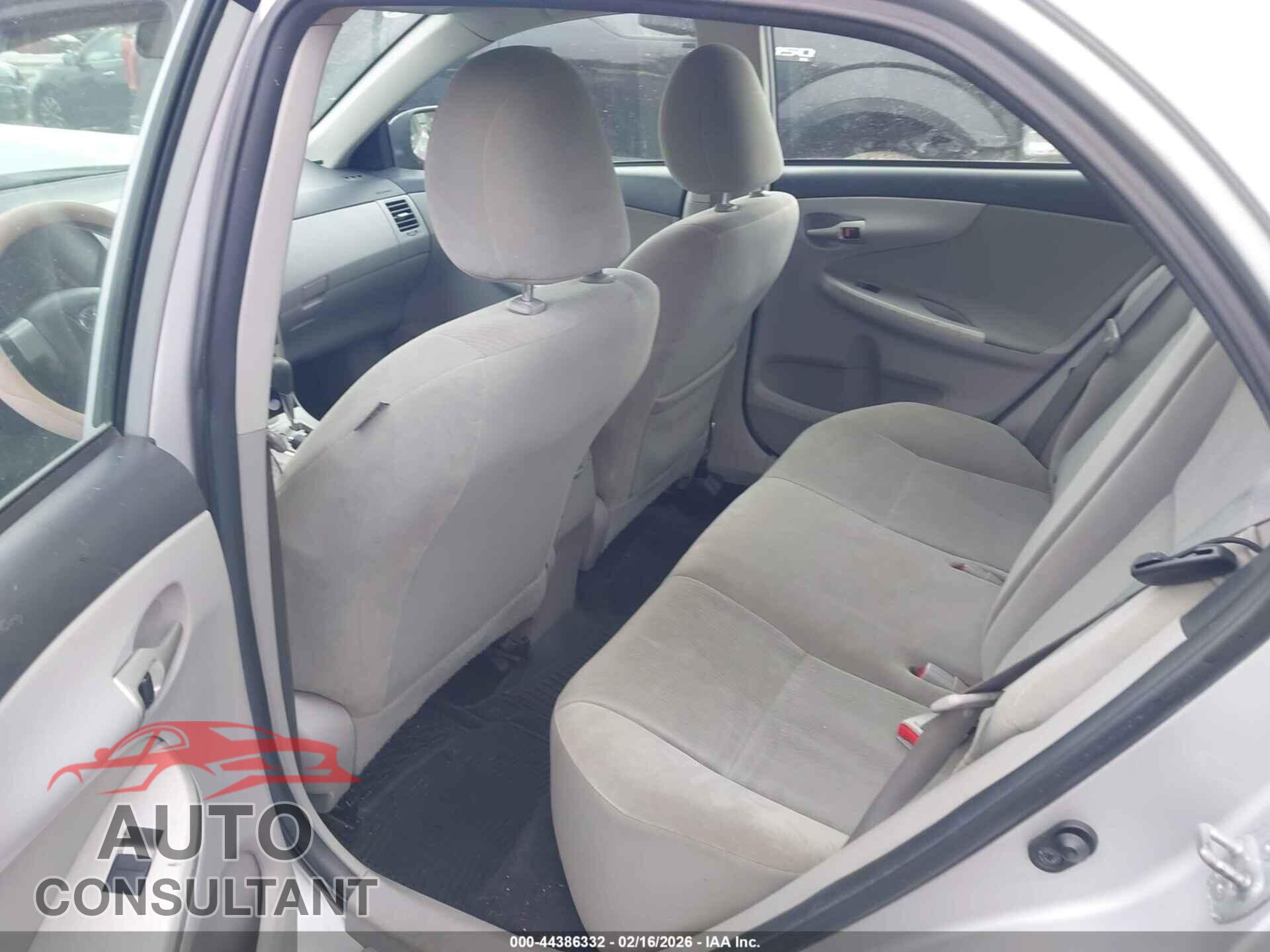 TOYOTA COROLLA 2011 - 2T1BU4EEXBC614734