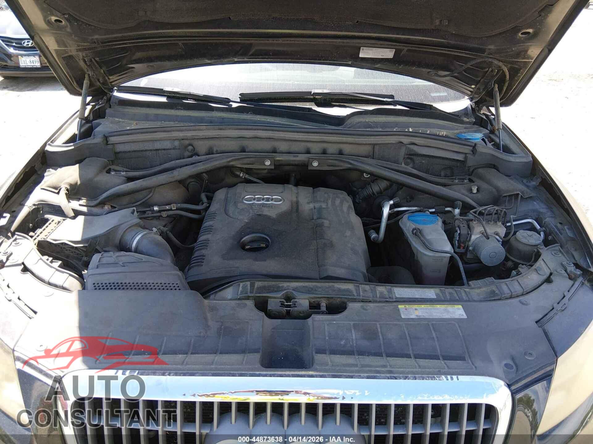 AUDI Q5 2012 - WA1LFAFP1CA090287