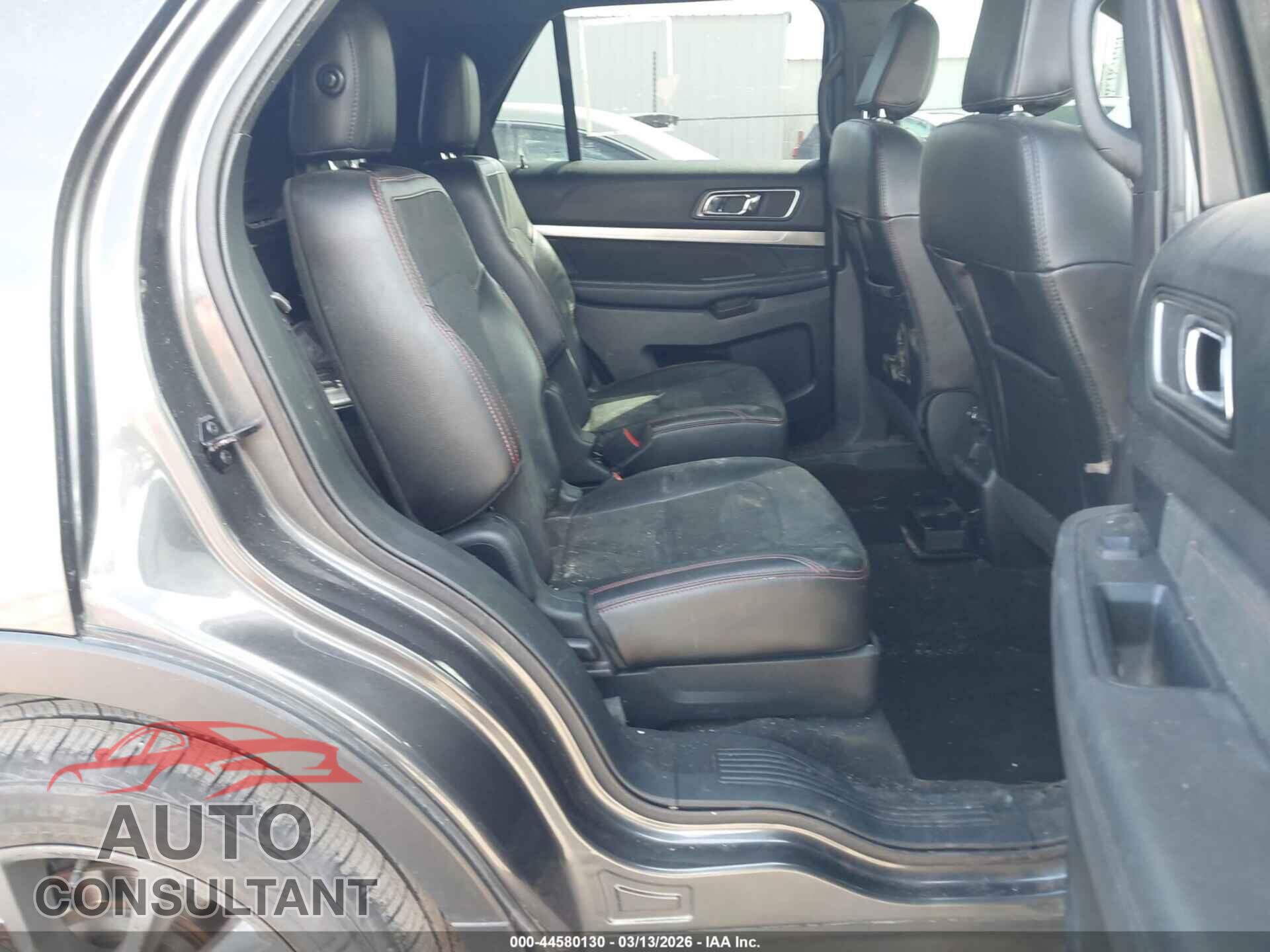 FORD EXPLORER 2018 - 1FM5K7D88JGB30492