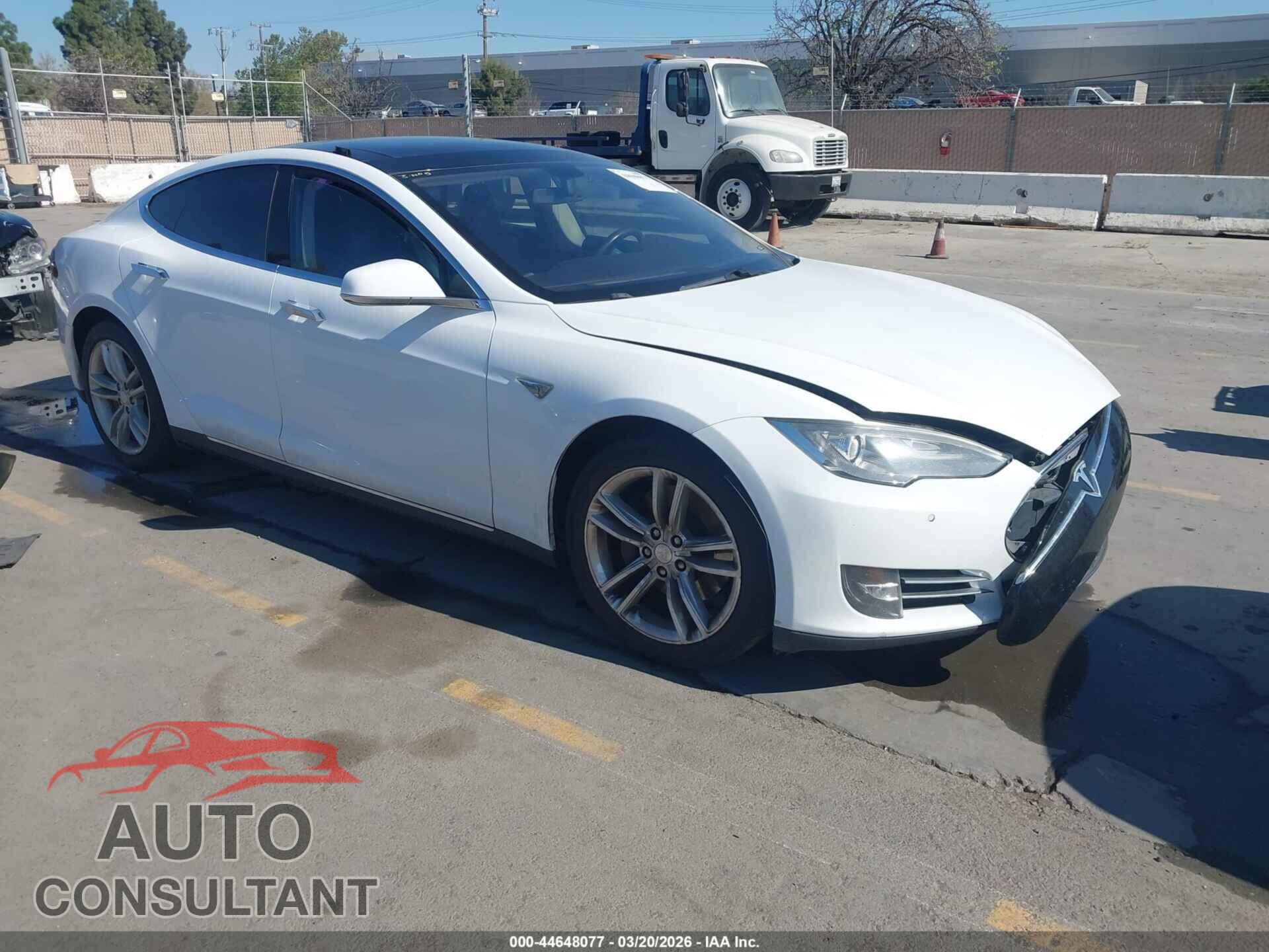 TESLA MODEL S 2014 - 5YJSA1S14EFP41472