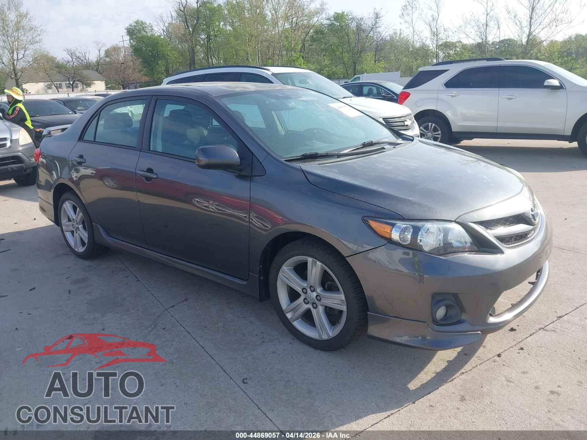 TOYOTA COROLLA 2013 - 5YFBU4EEXDP092903