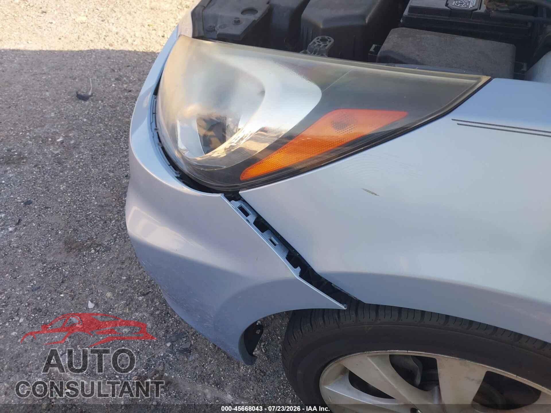 HYUNDAI ACCENT 2013 - KMHCU5AE9DU074357