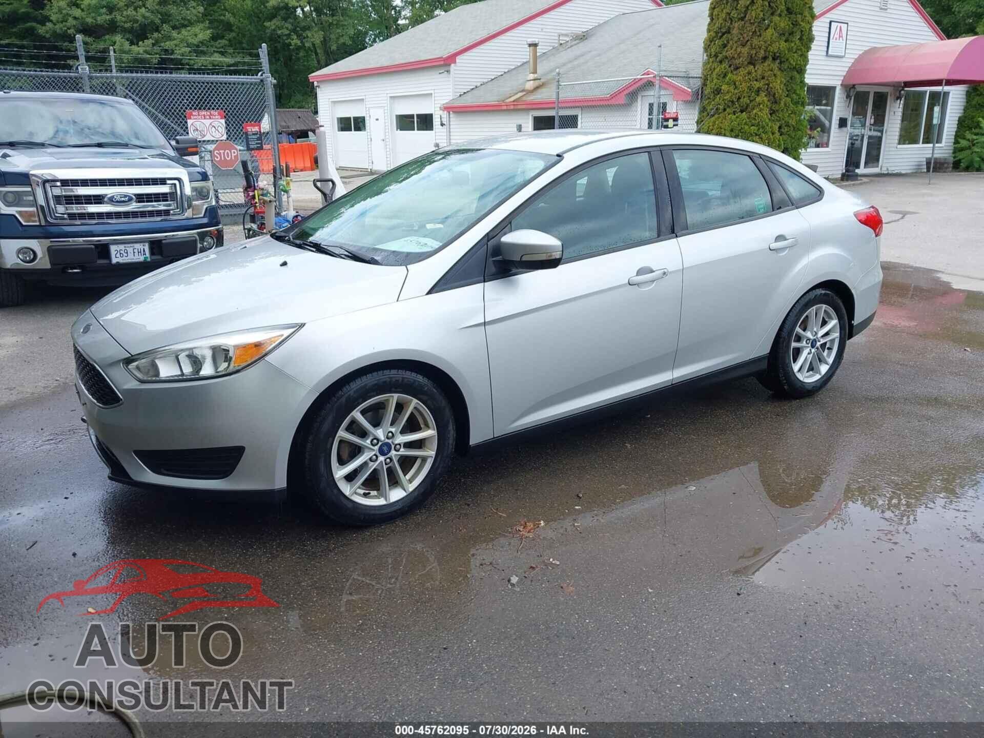 FORD FOCUS 2017 - 1FADP3F24HL320154