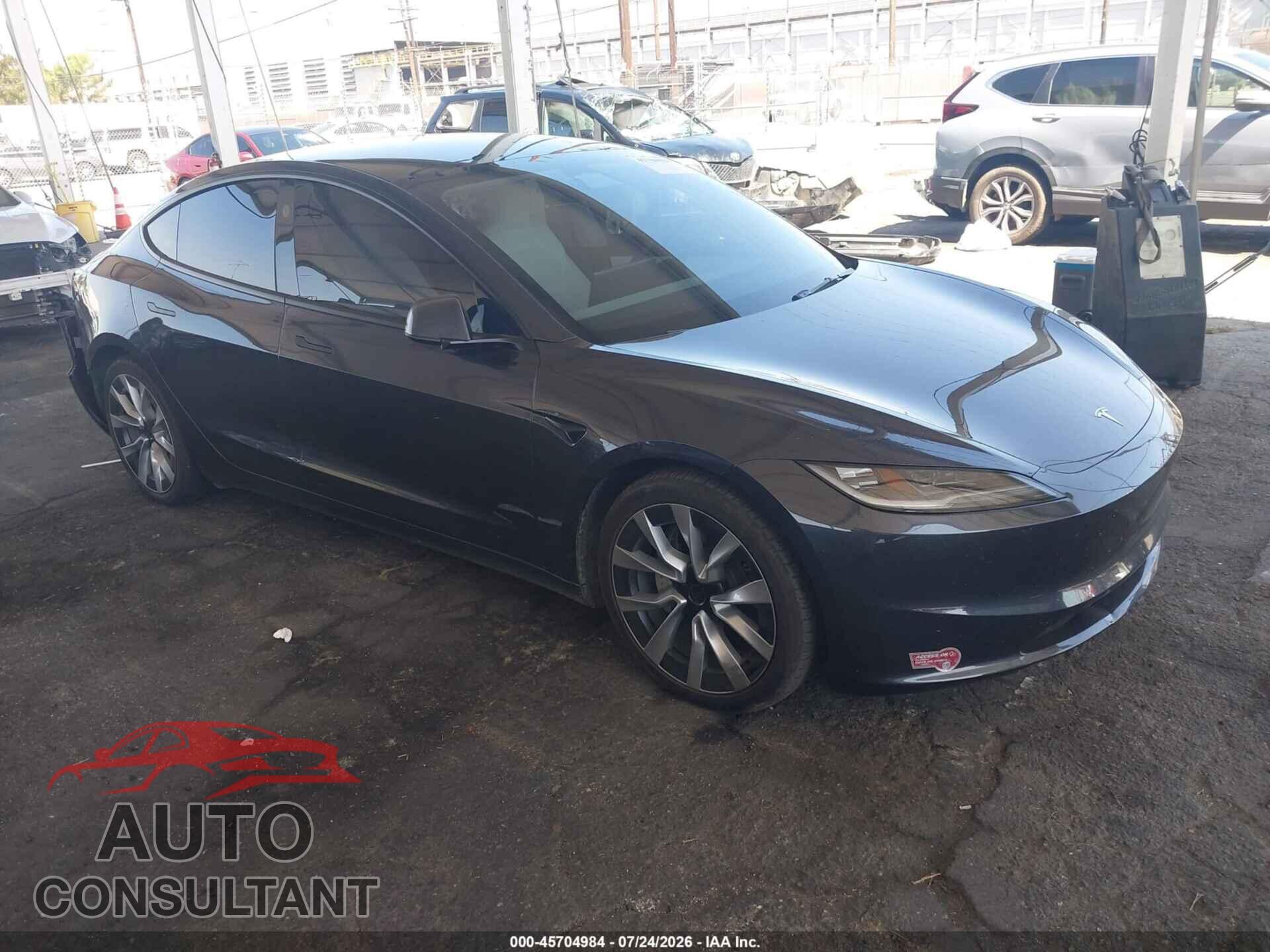TESLA MODEL 3 2024 - 5YJ3E1EB9RF753409