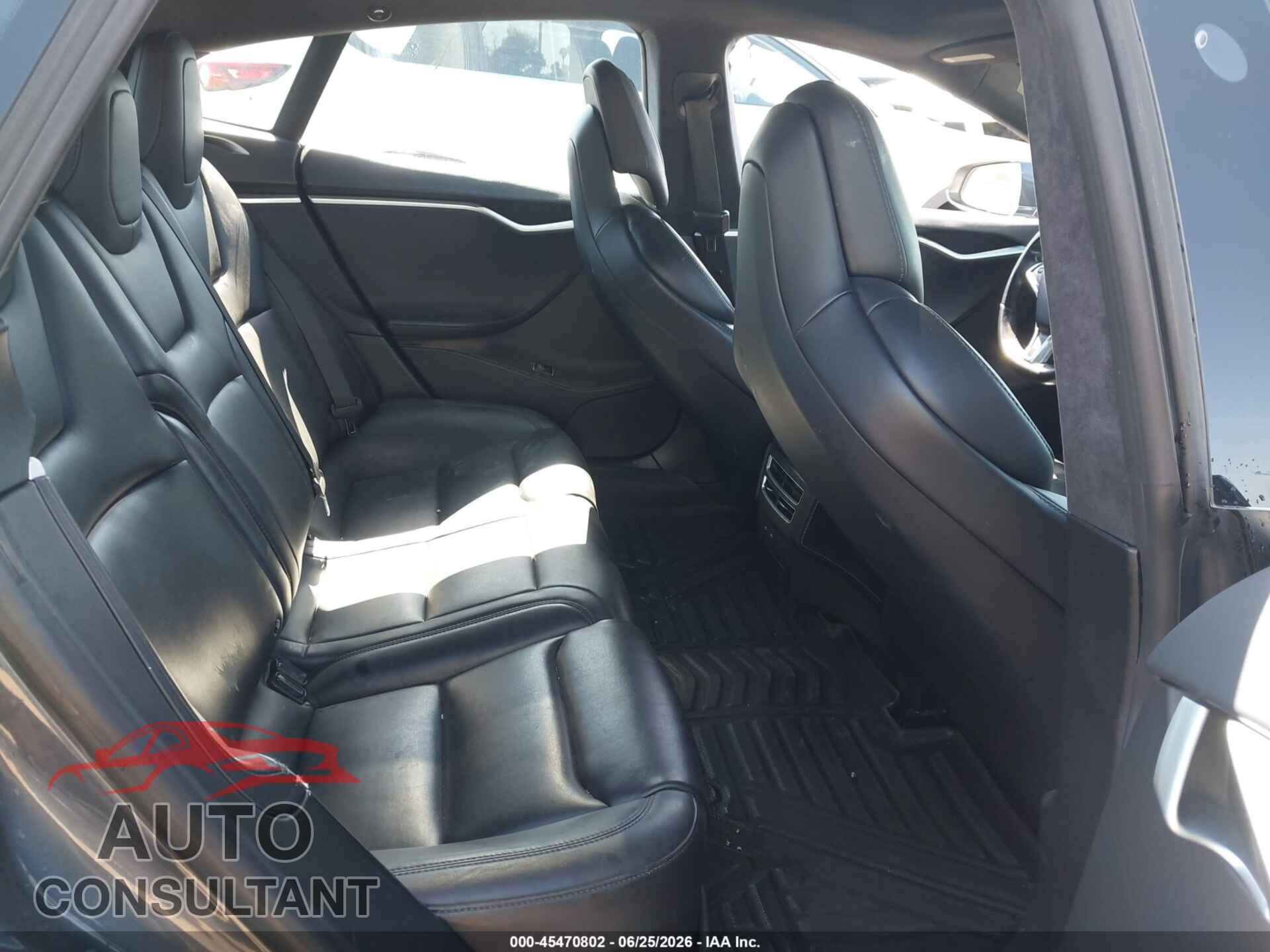 TESLA MODEL S 2018 - 5YJSA1E21JF249111