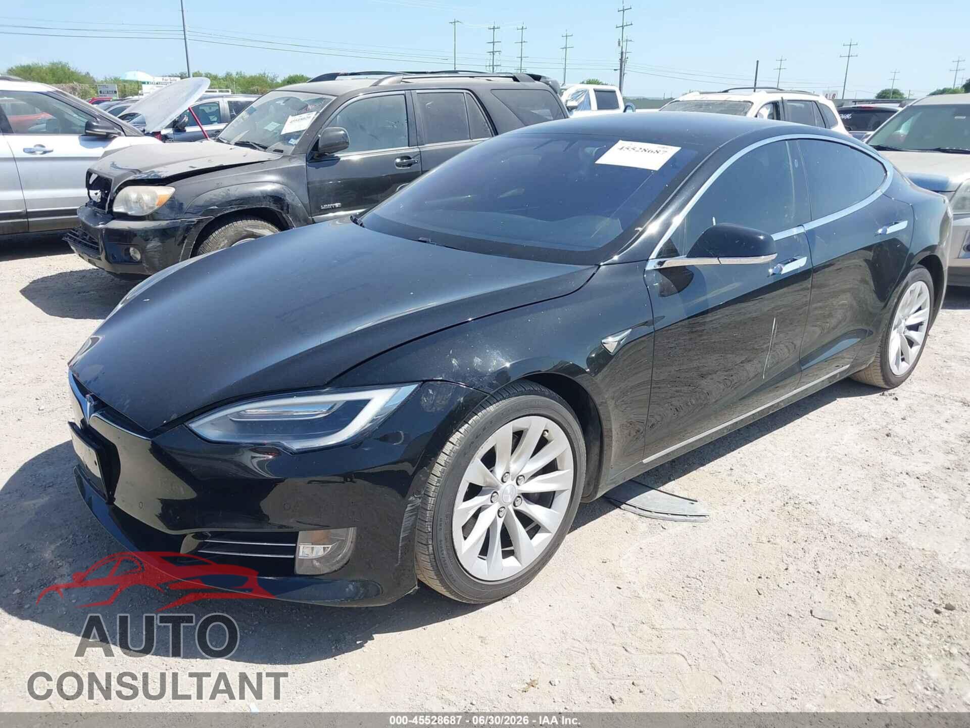 TESLA MODEL S 2017 - 5YJSA1E11HF214876
