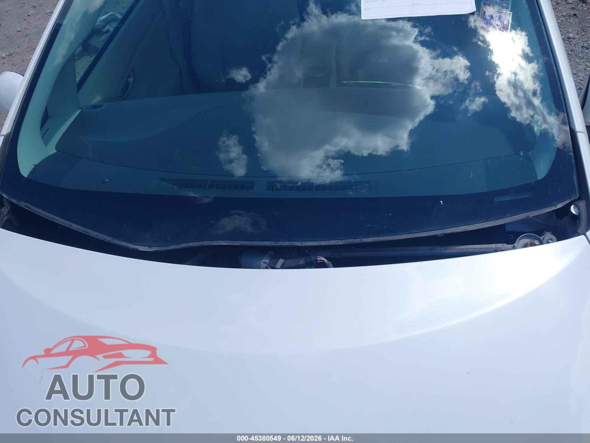 TOYOTA PRIUS 2011 - JTDKN3DU8B0320372
