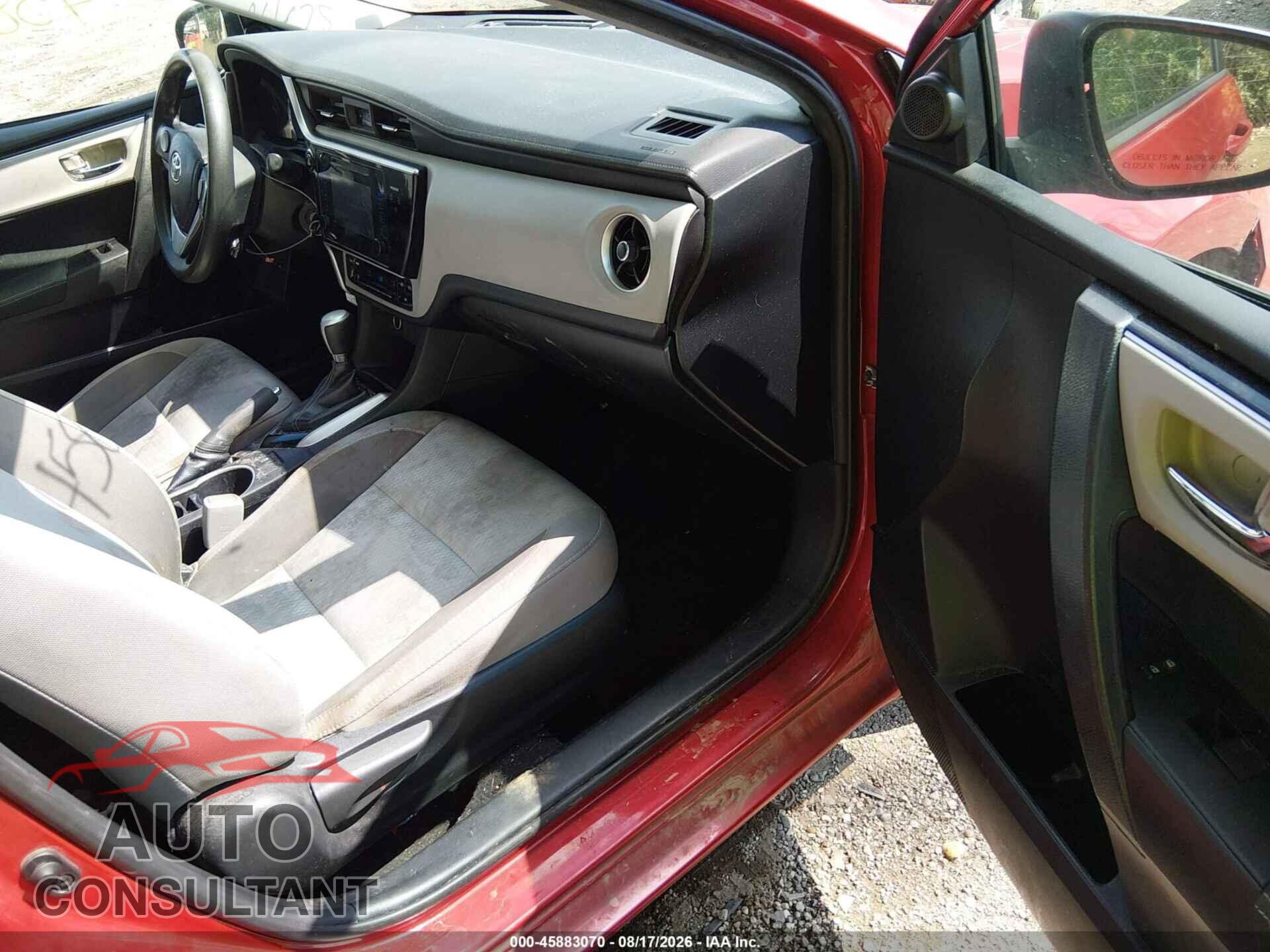 TOYOTA COROLLA 2017 - 2T1BURHE8HC865978