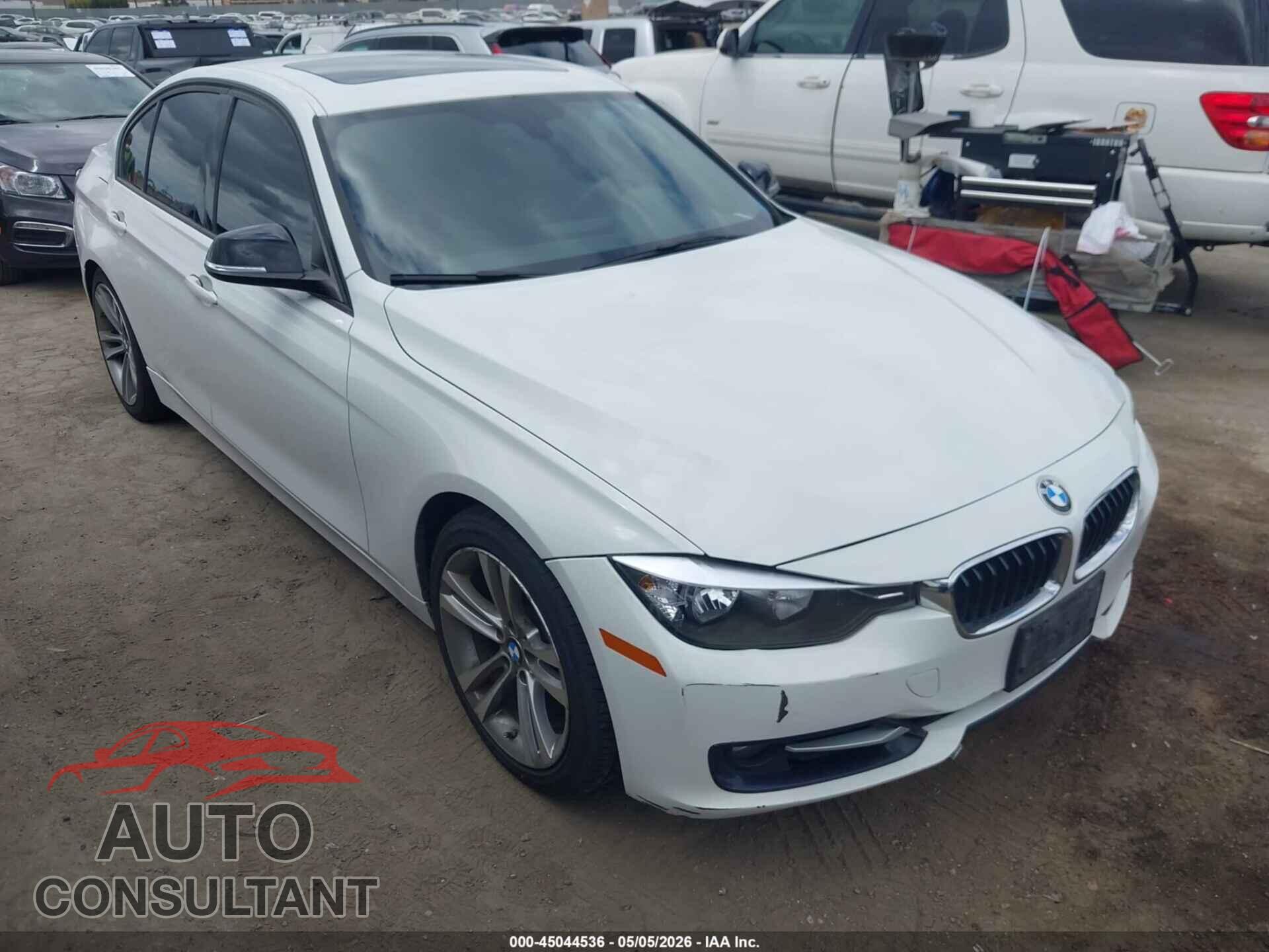BMW 328I 2012 - WBA3C1C52CF433562