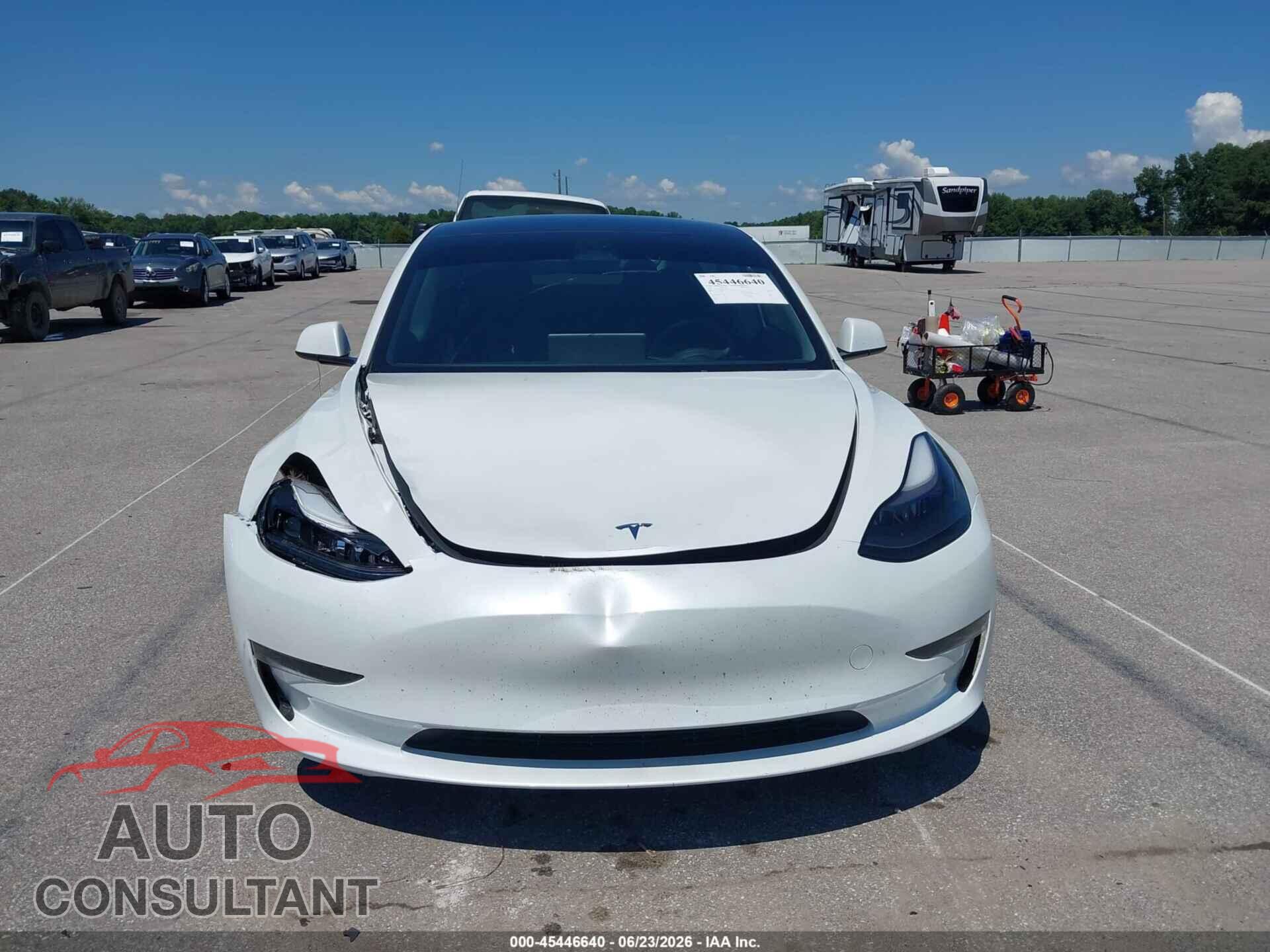 TESLA MODEL 3 2023 - 5YJ3E1EAXPF576552