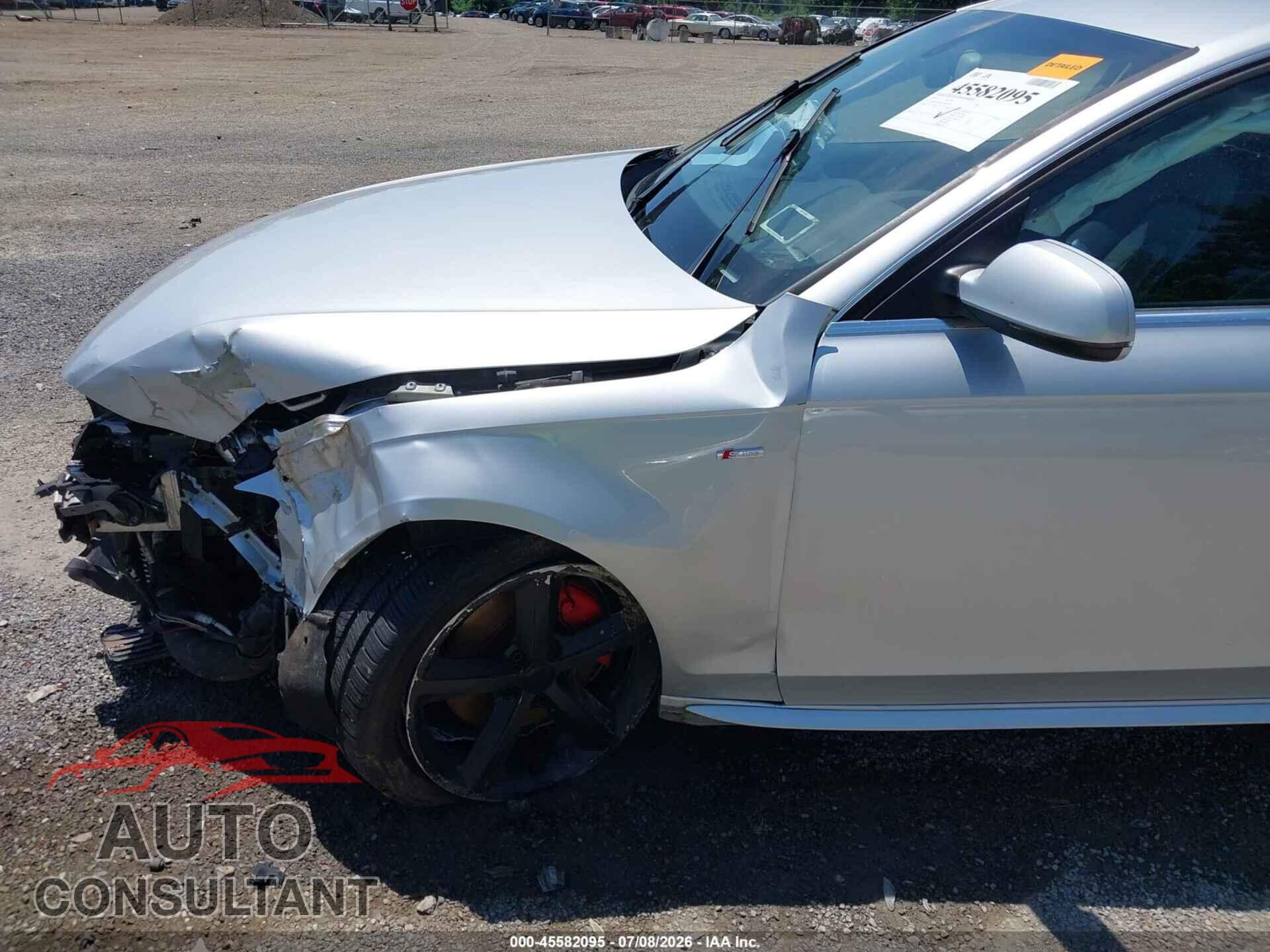AUDI A4 2012 - WAUFFAFL2CN008072