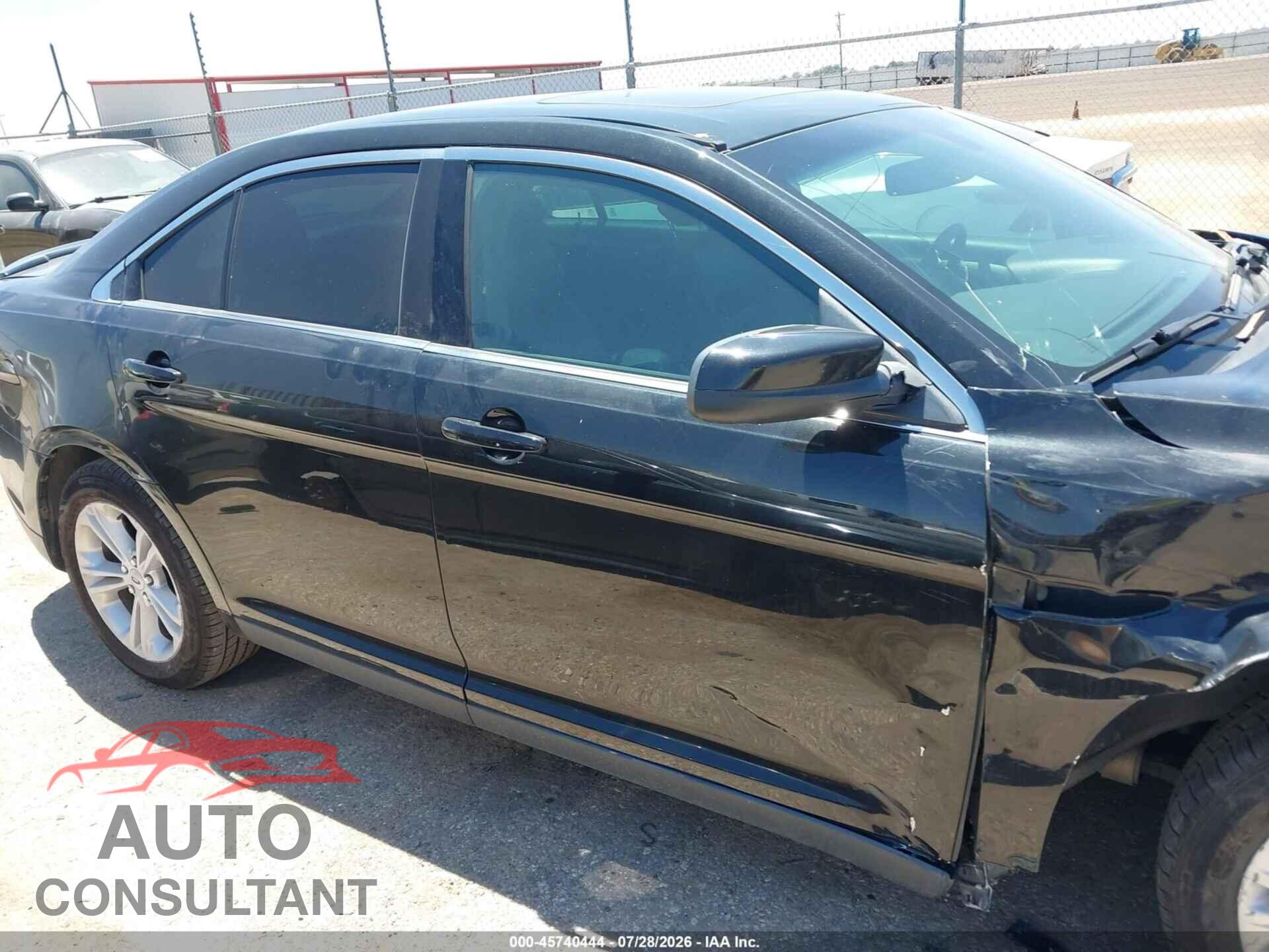 FORD TAURUS 2014 - 1FAHP2E83EG157650