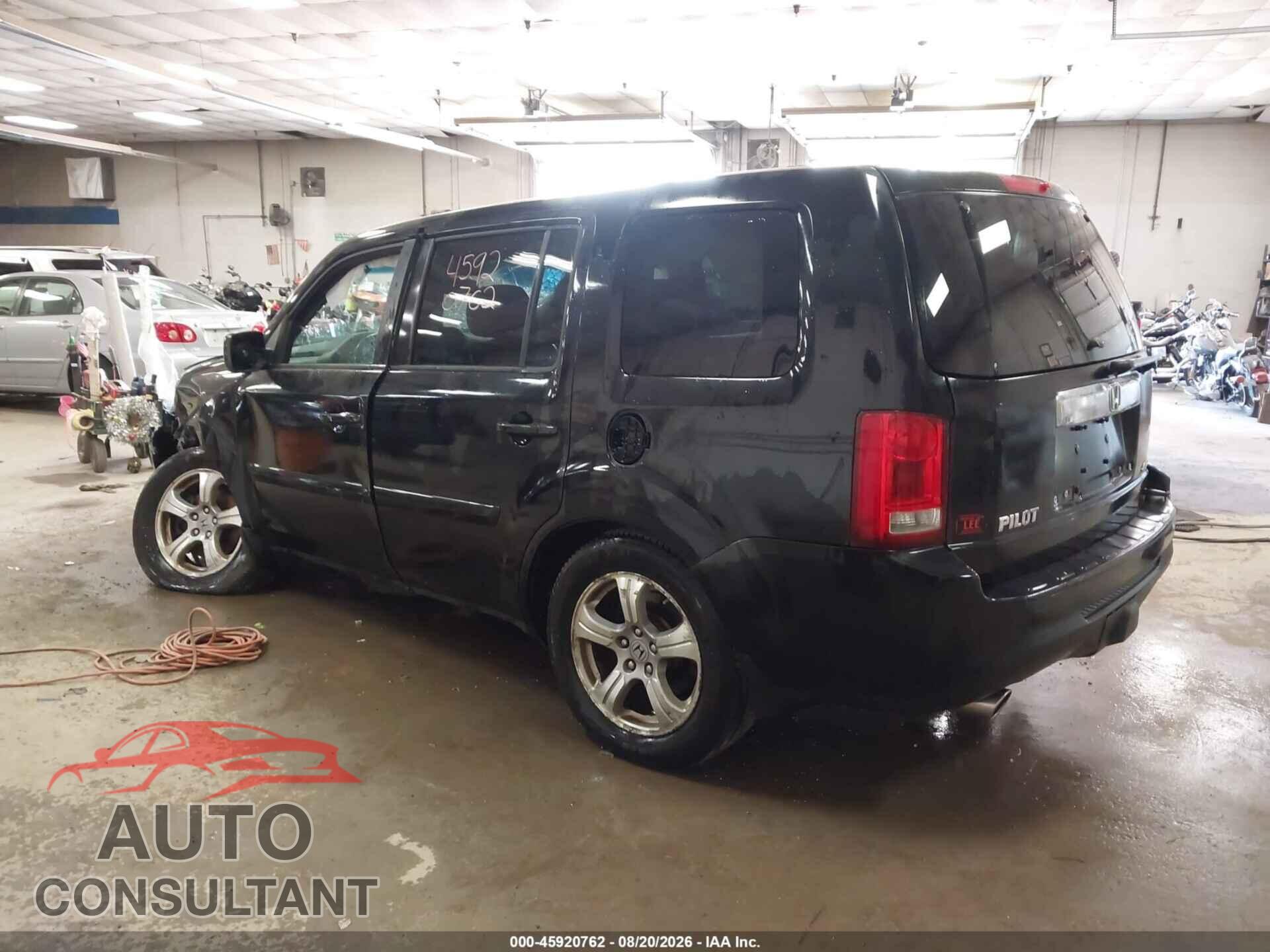 HONDA PILOT 2013 - 5FNYF4H52DB067148