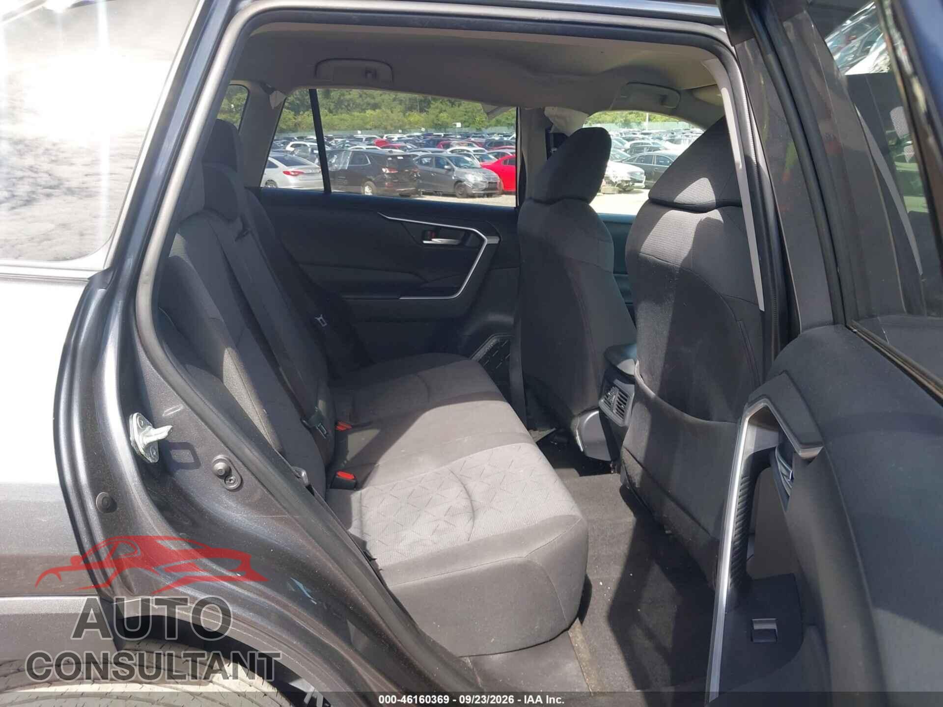 TOYOTA RAV4 2020 - JTMP1RFV2LD060636