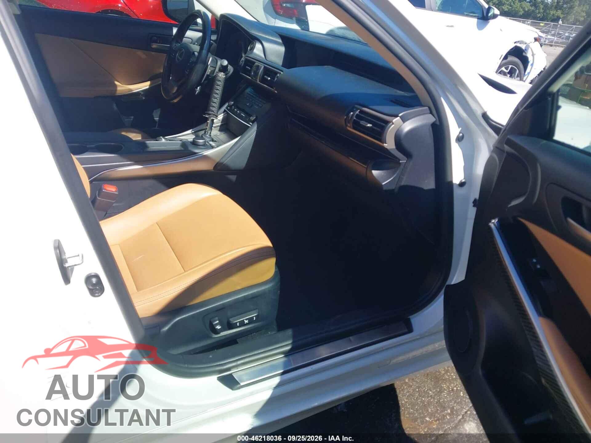 LEXUS IS 300 2017 - JTHCM1D29H5019291