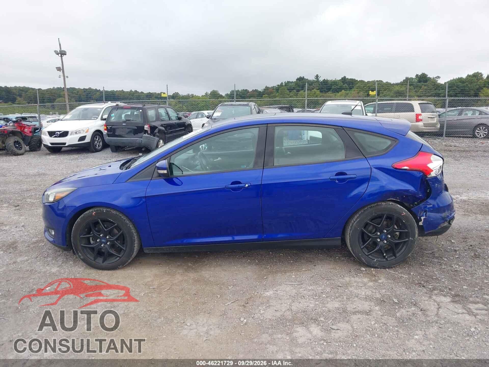 FORD FOCUS 2015 - 1FADP3K23FL279471